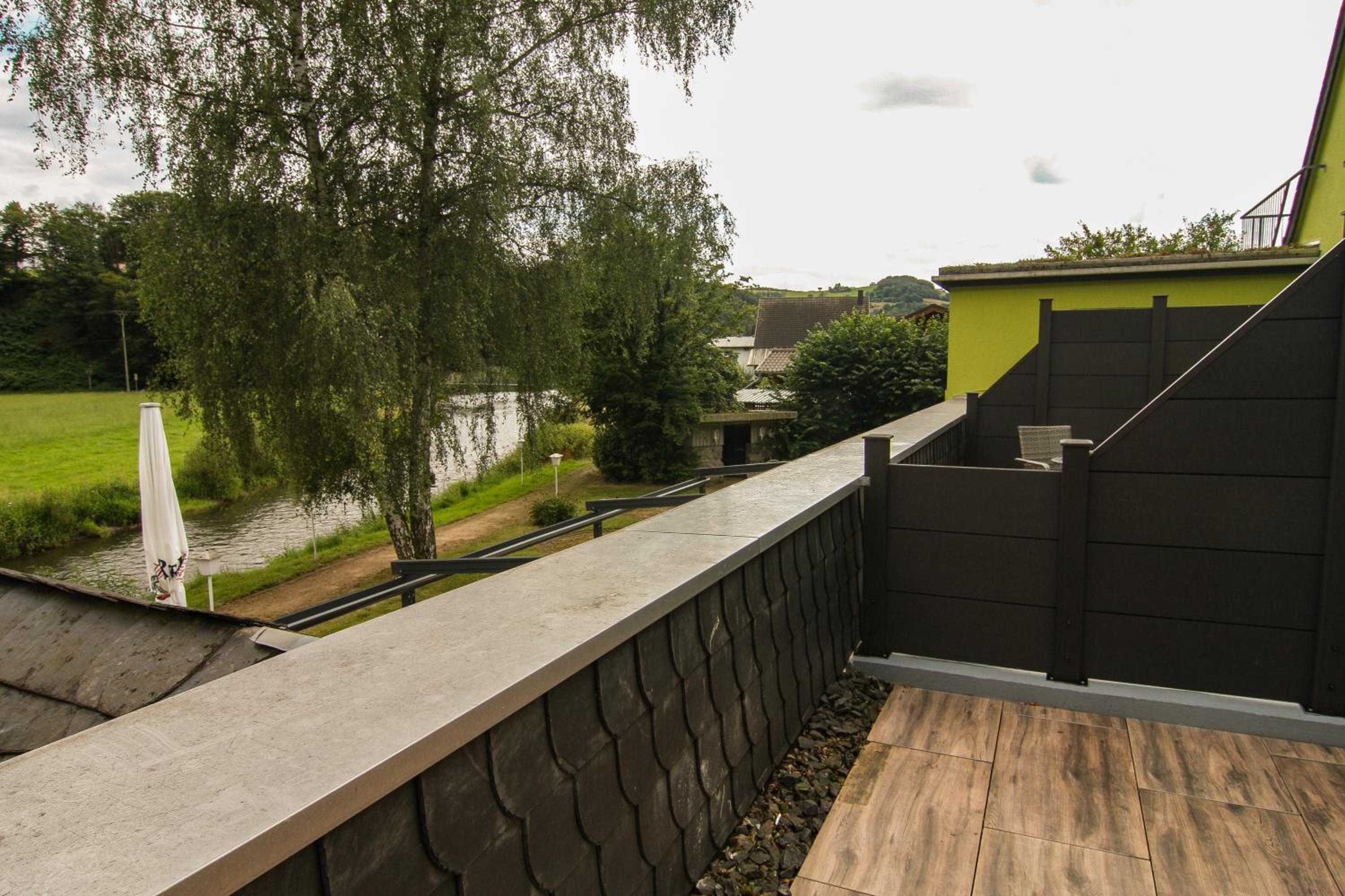 Double Room with Balcony - Photo 2
