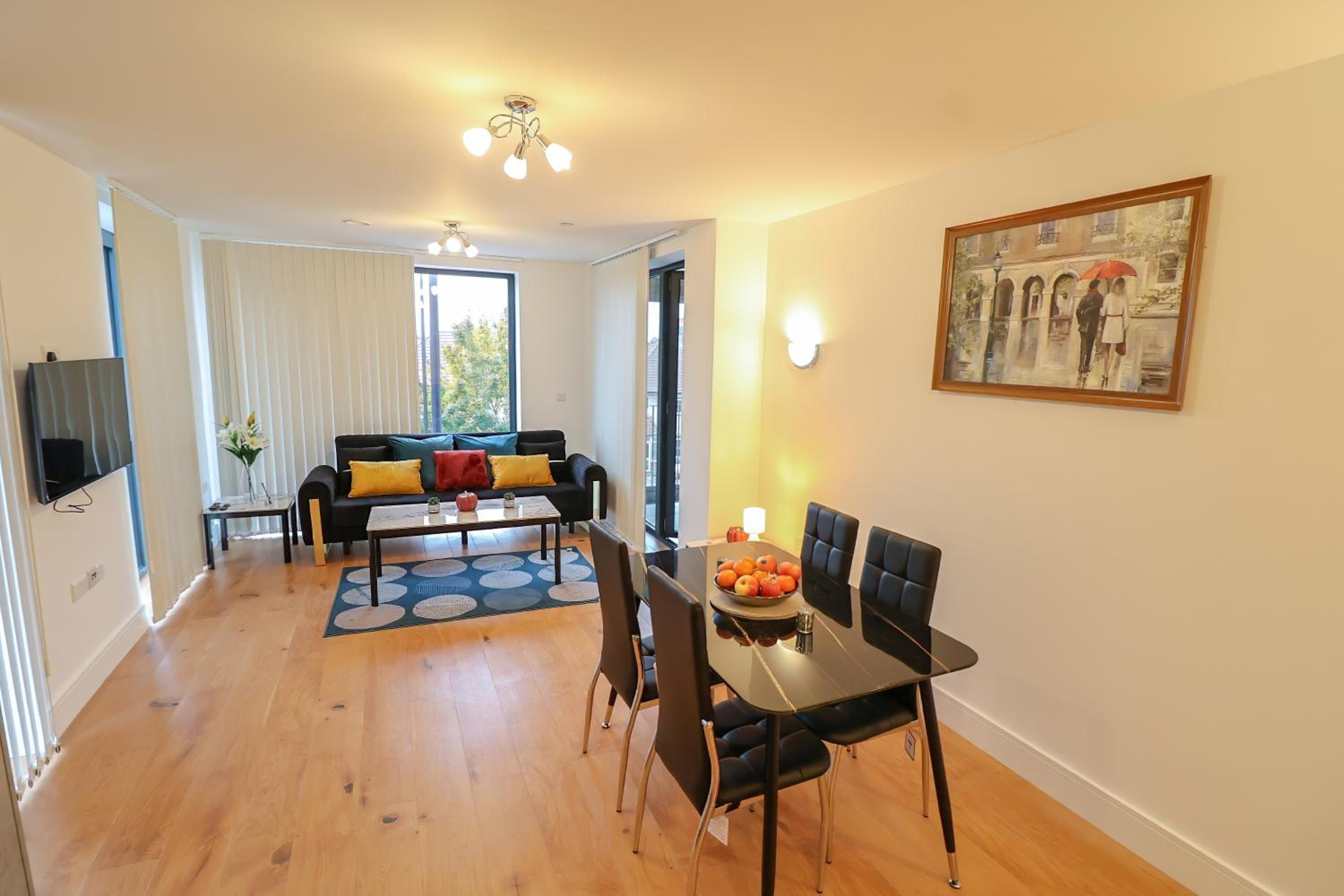 Two-Bedroom Deluxe Apartment With Balcony photo 2
