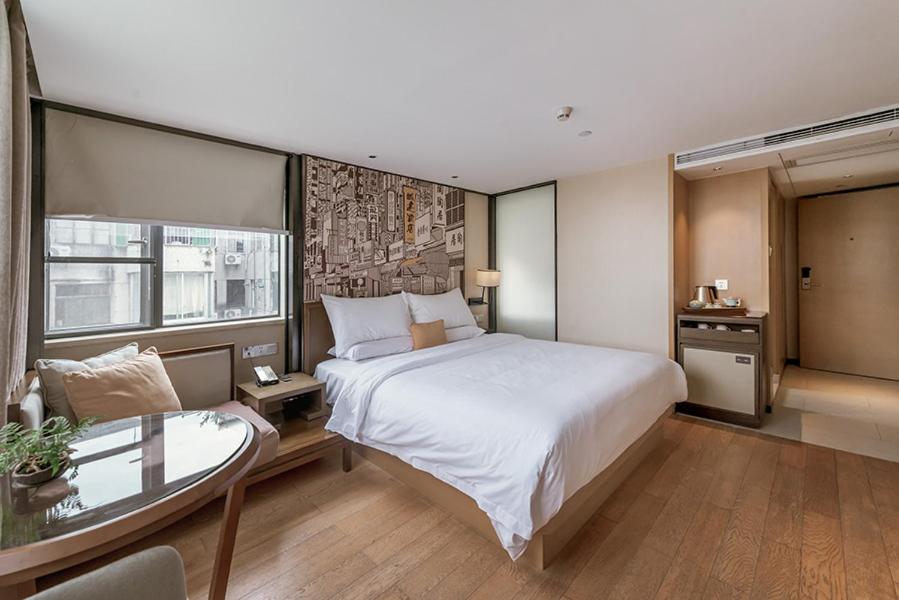 Business King Room - Photo 7