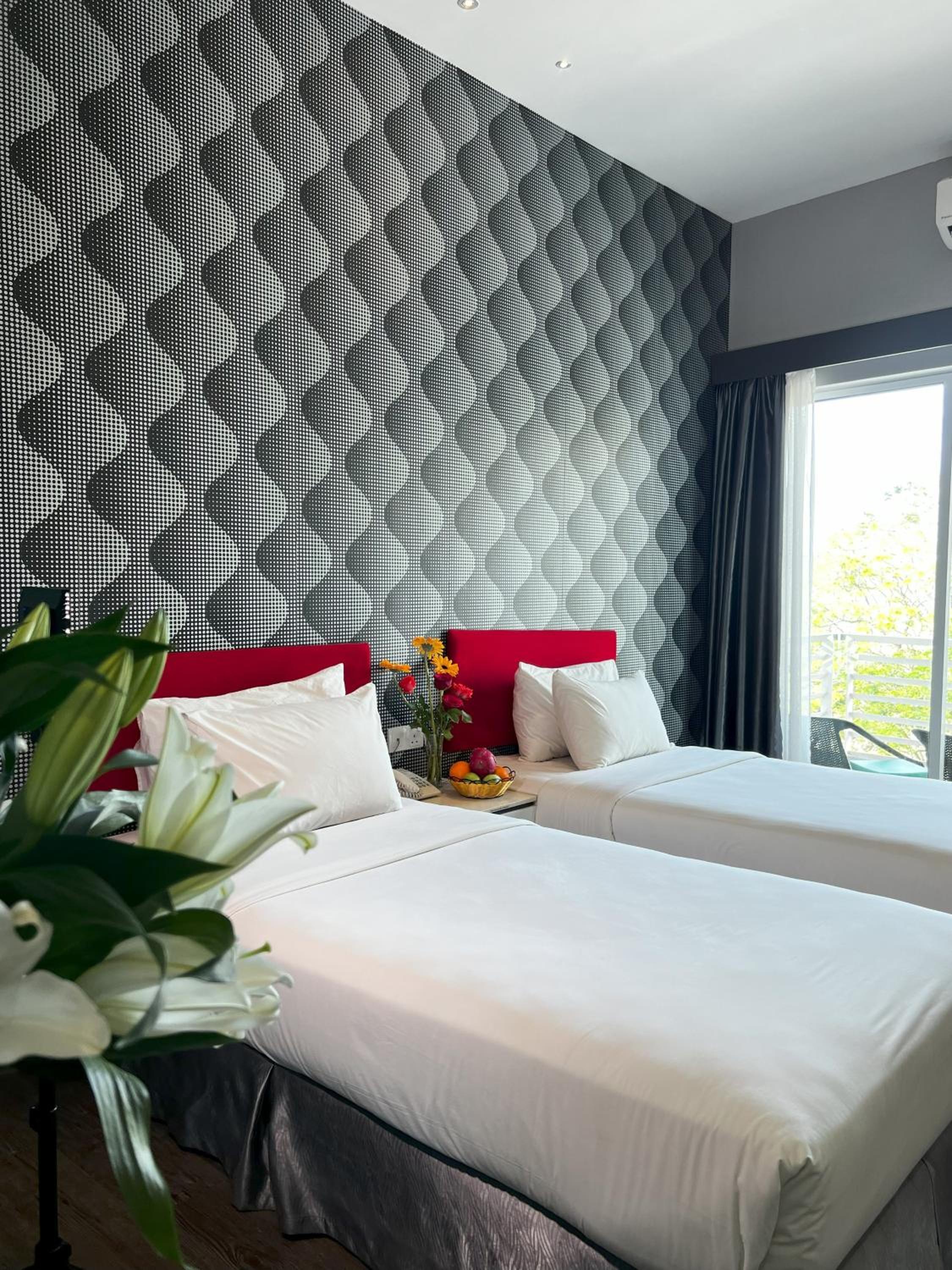 Deluxe Twin Room Beach Facing