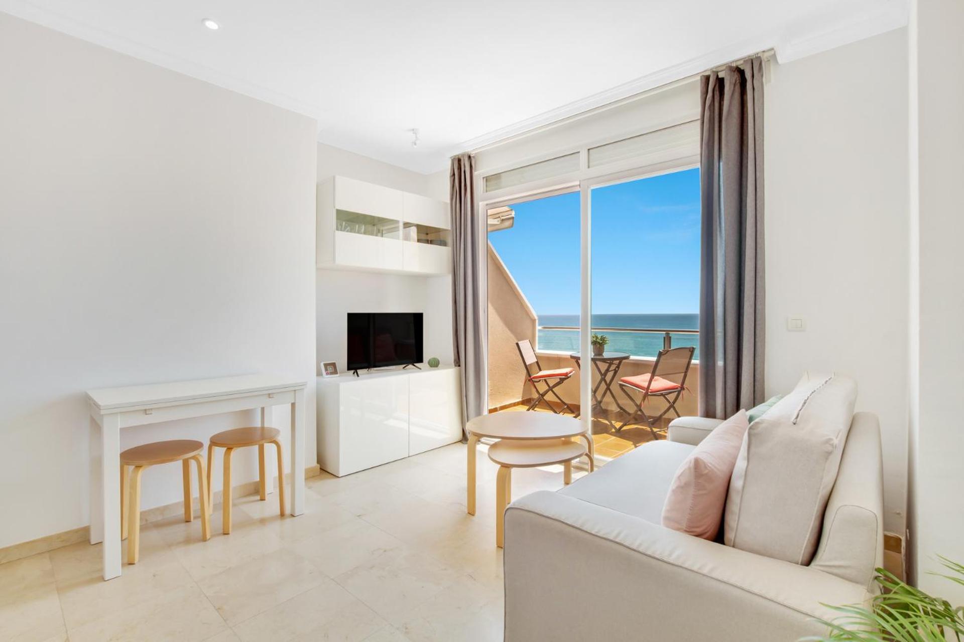 One-Bedroom Apartment - Oceanfront