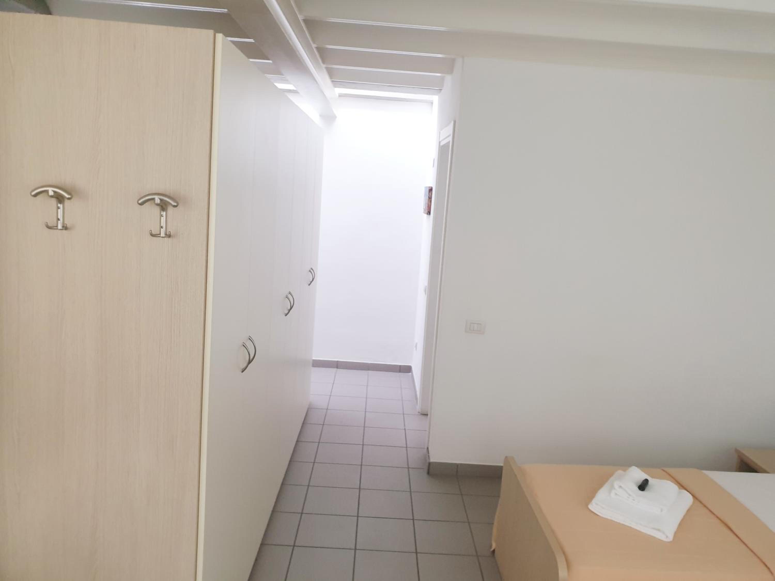 One-Bedroom Apartment - Photo 23