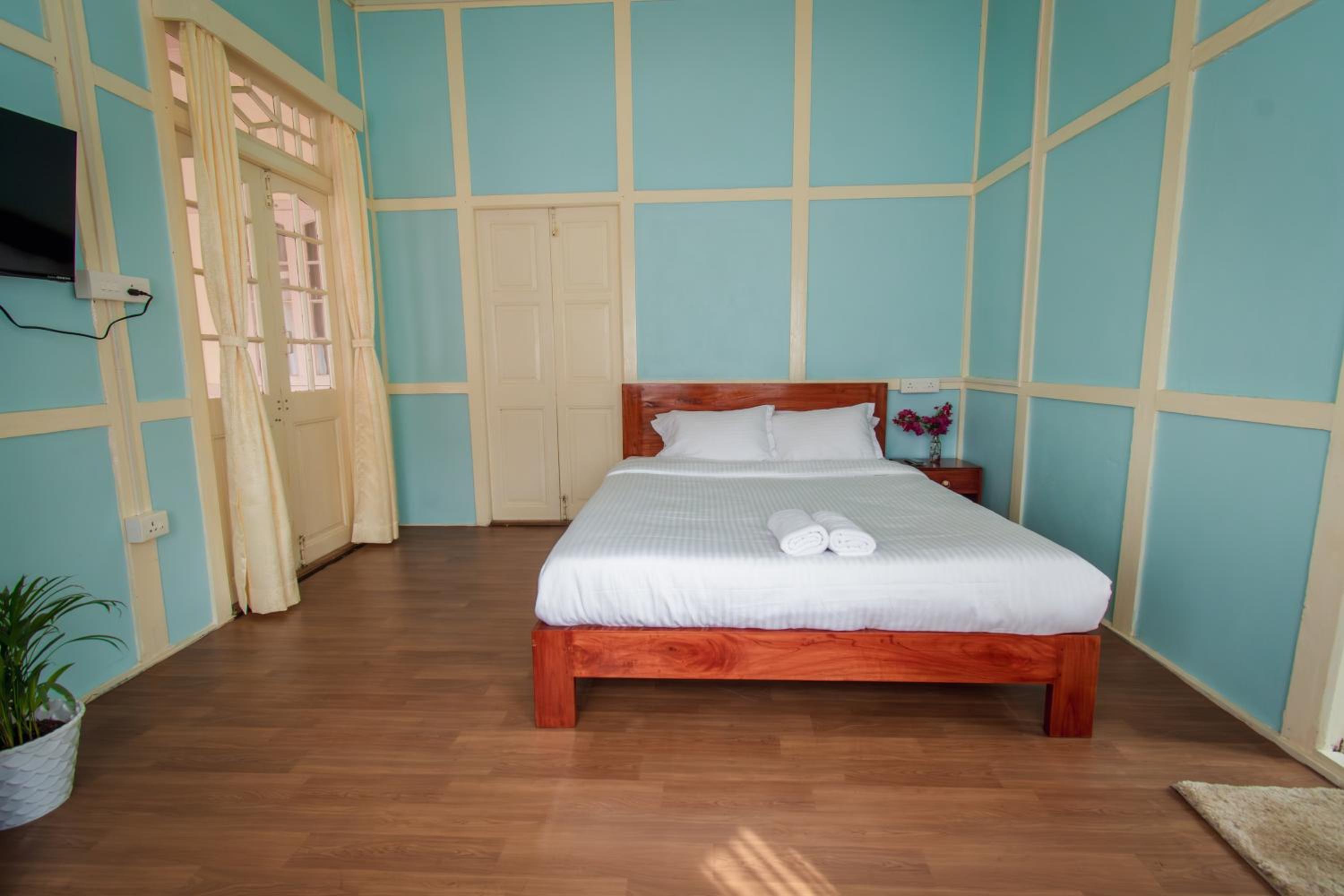 Double Room with Private Bathroom