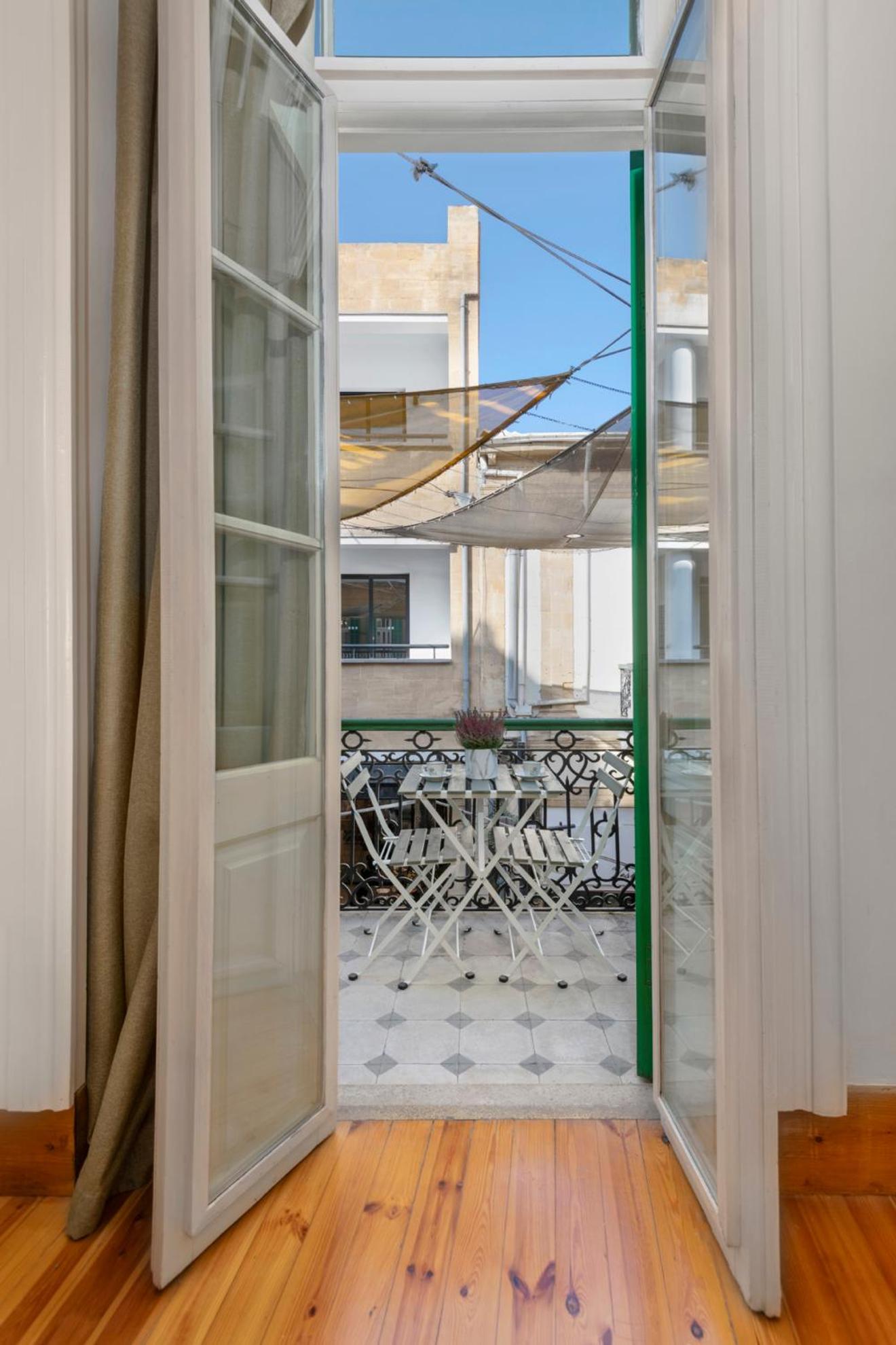 Double Room with Balcony photo 1