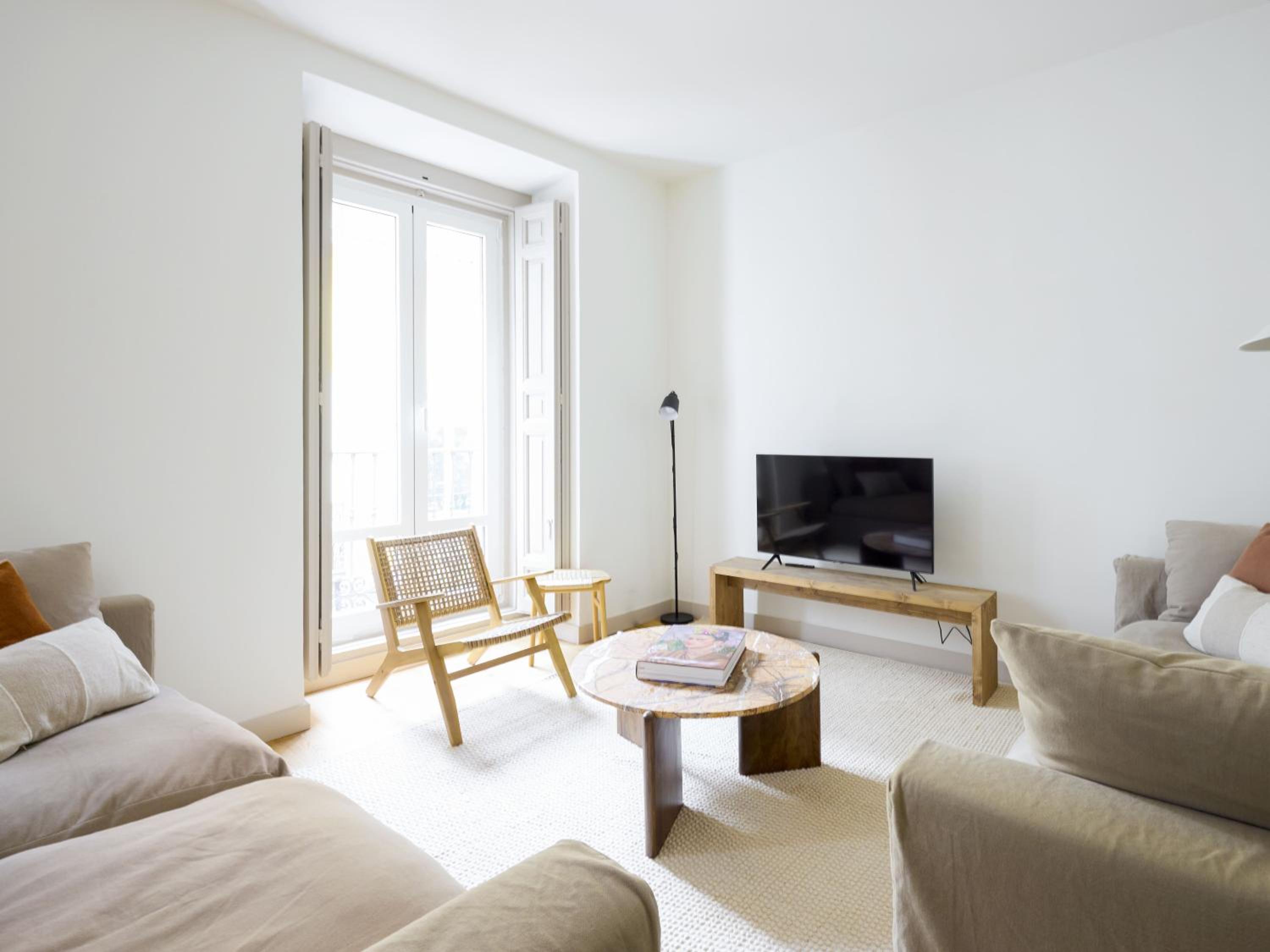 Family Room photo 3