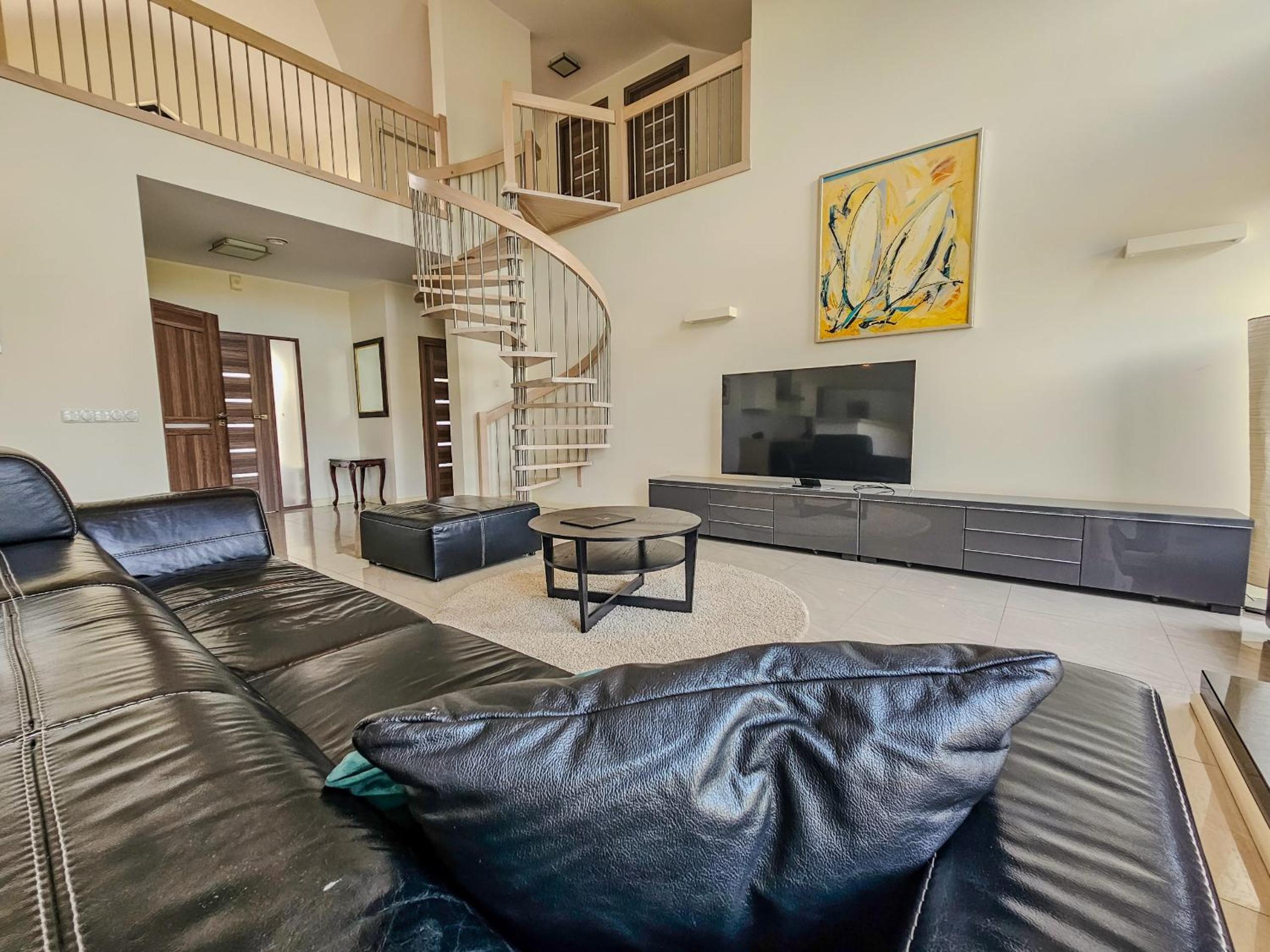 Superior Villa photo 3