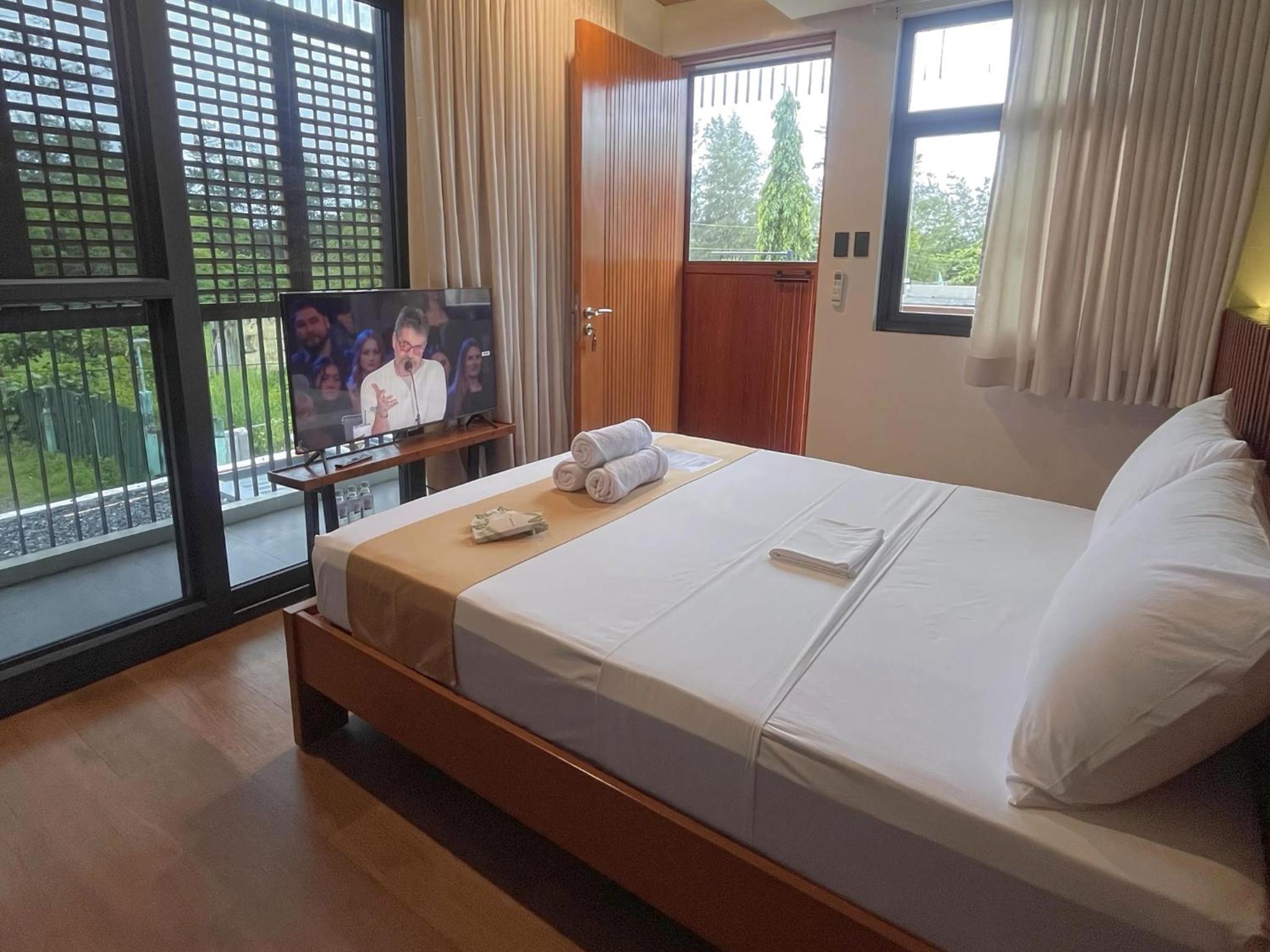 Suite with Balcony