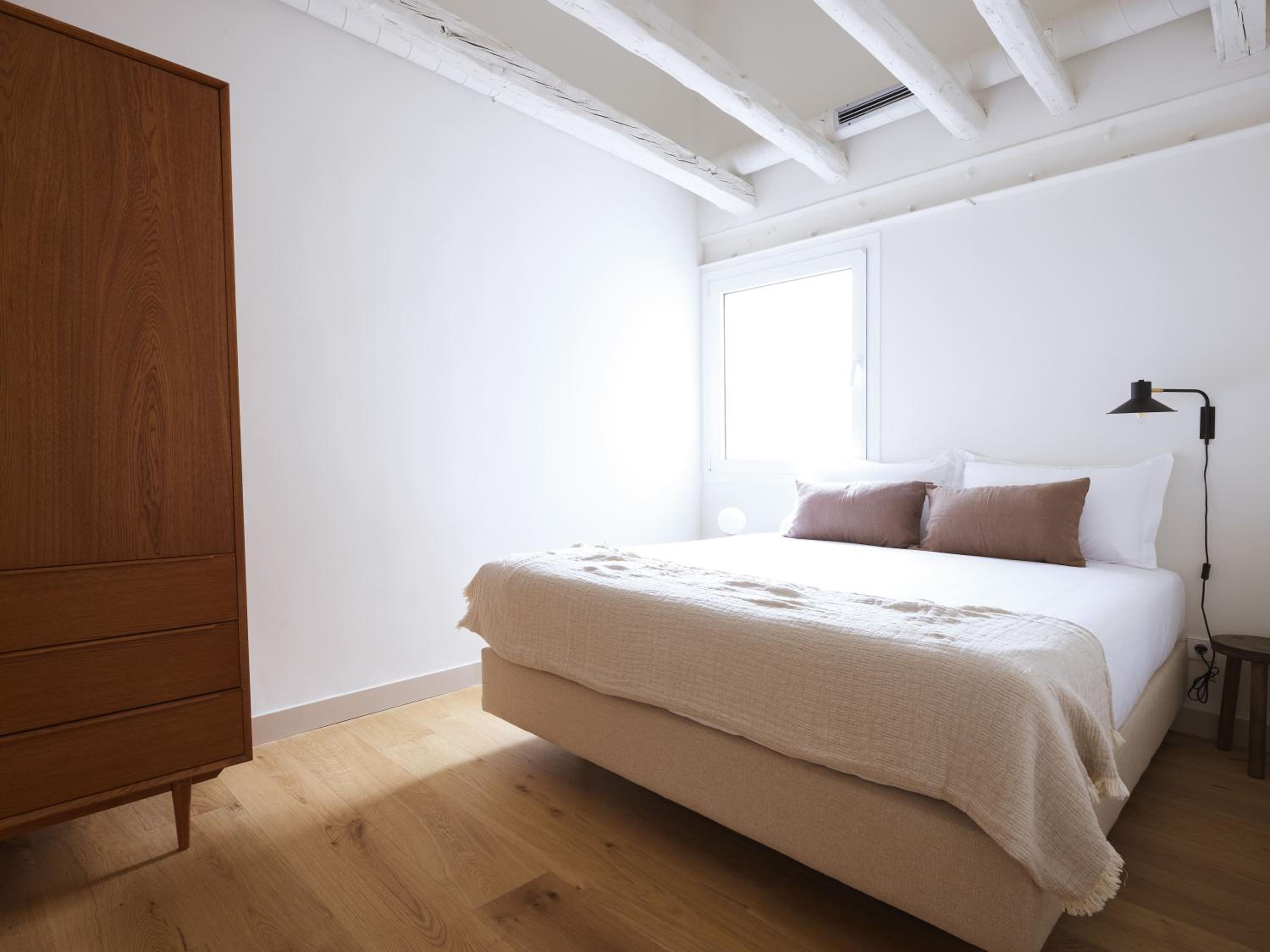 Apartment photo 2