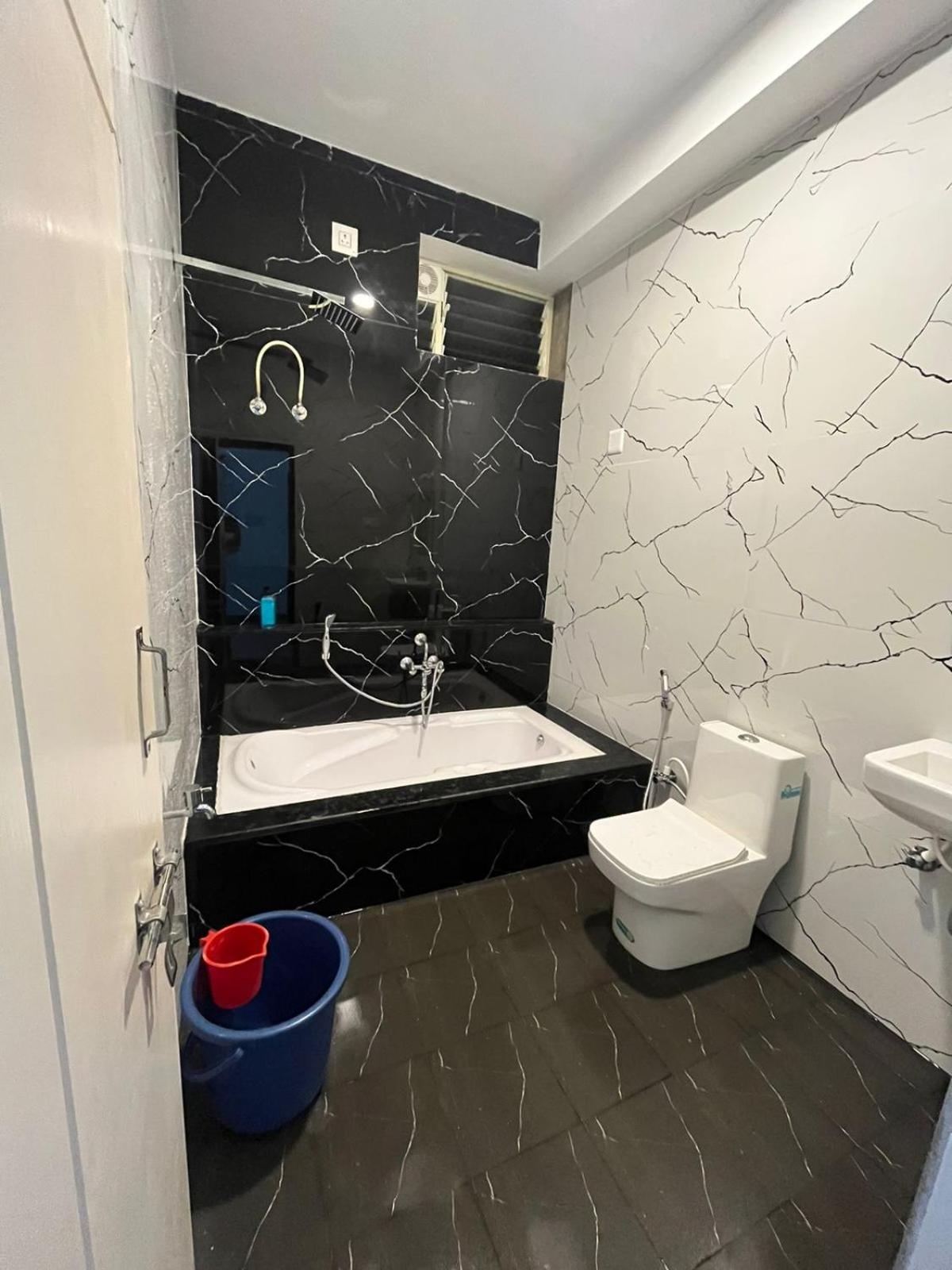 Deluxe Double Room with Shower photo 2