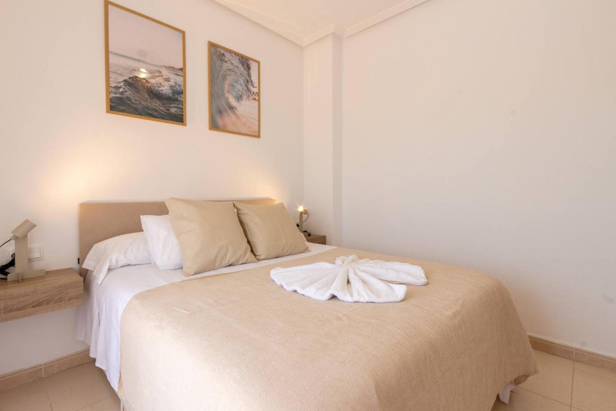 Two-Bedroom Apartment With Terrace photo 2