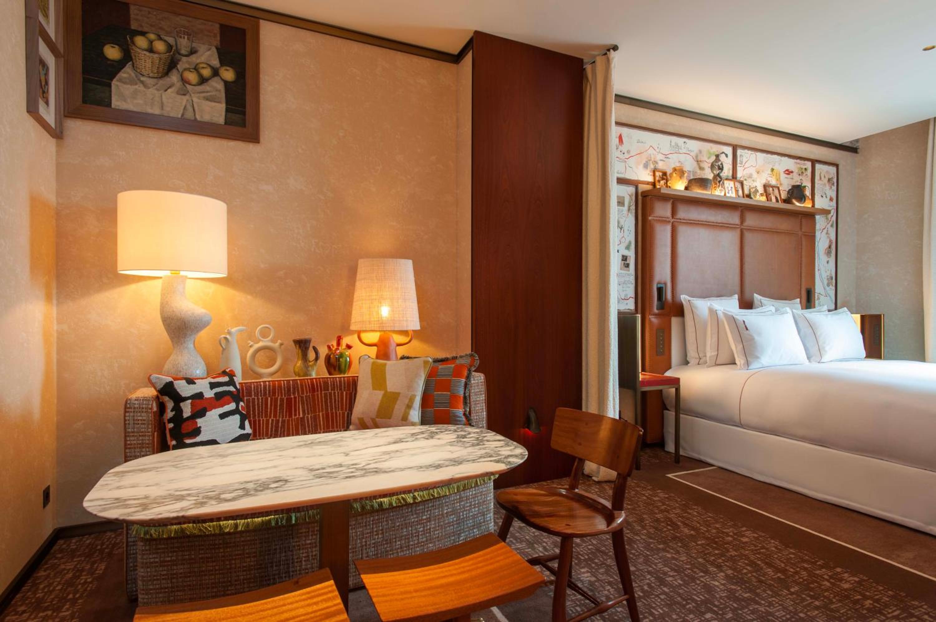 Executive Room - Photo 1