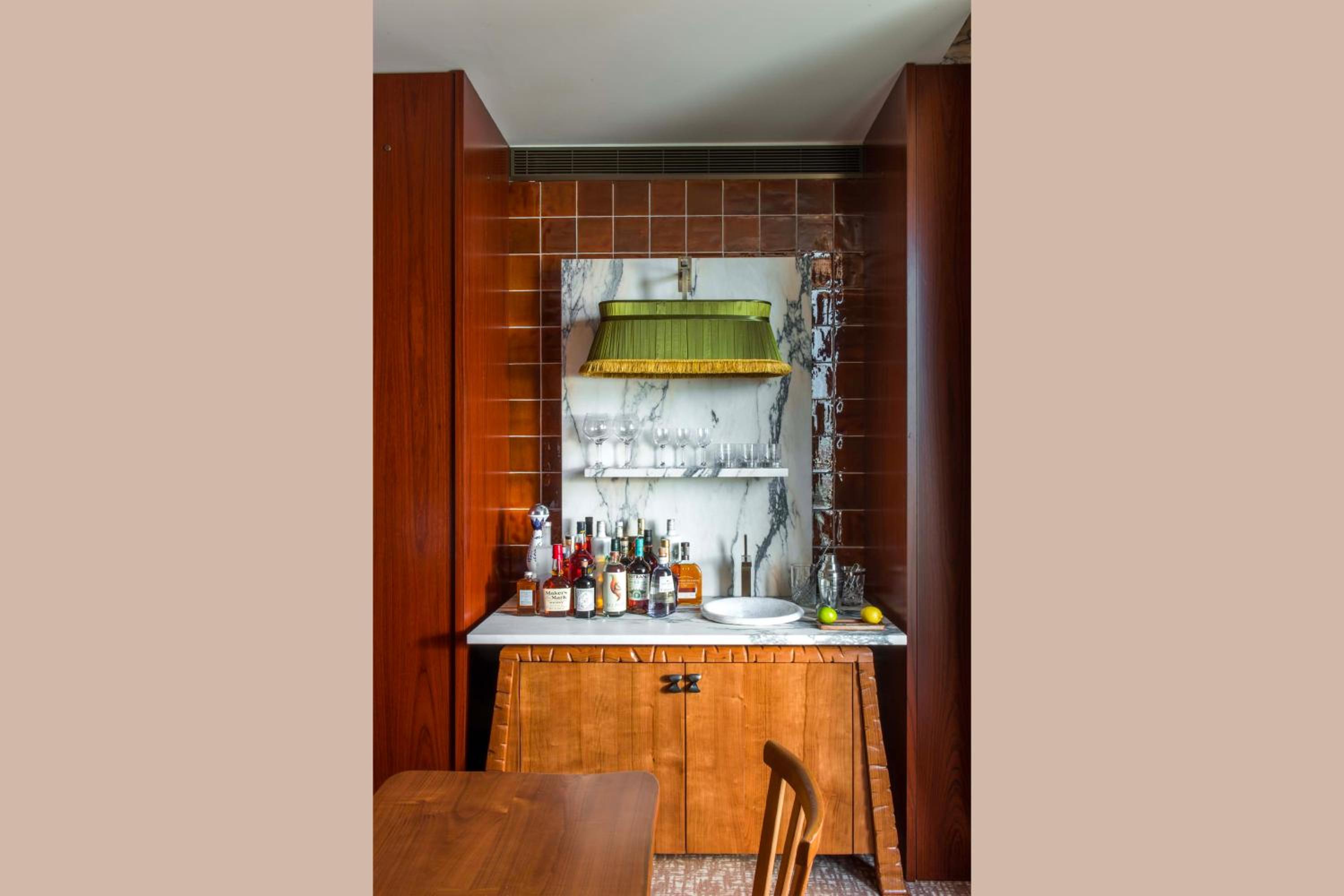Suite - Photo 3
