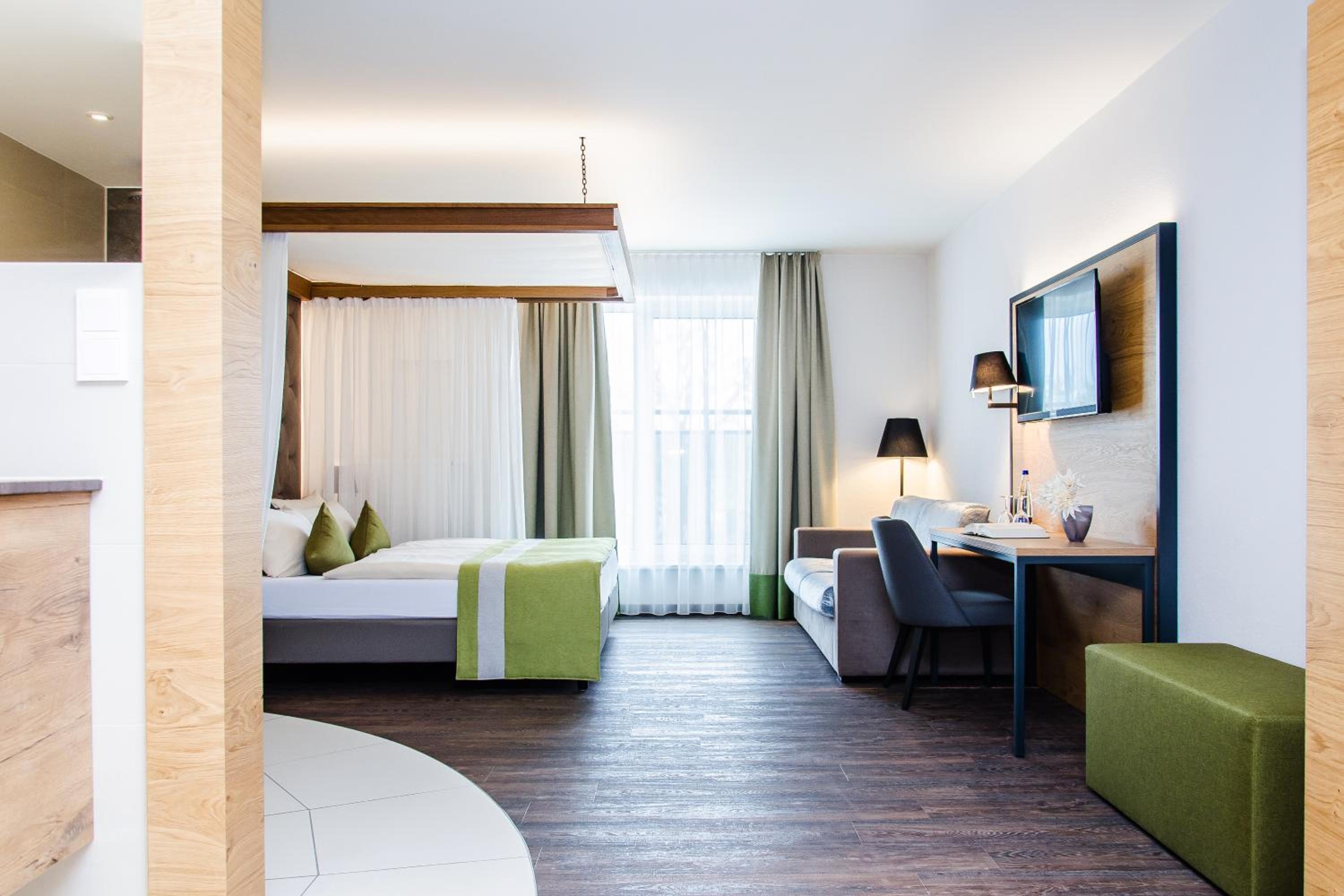 Junior Suite - Photo 12
