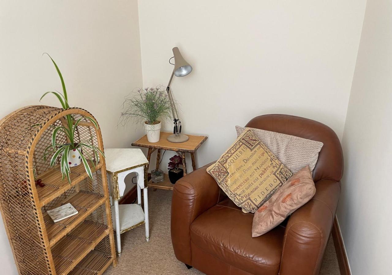 Two-Bedroom House photo 2