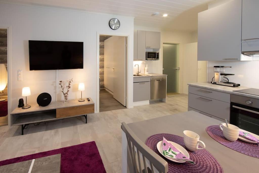 Two-Bedroom Apartment photo 2