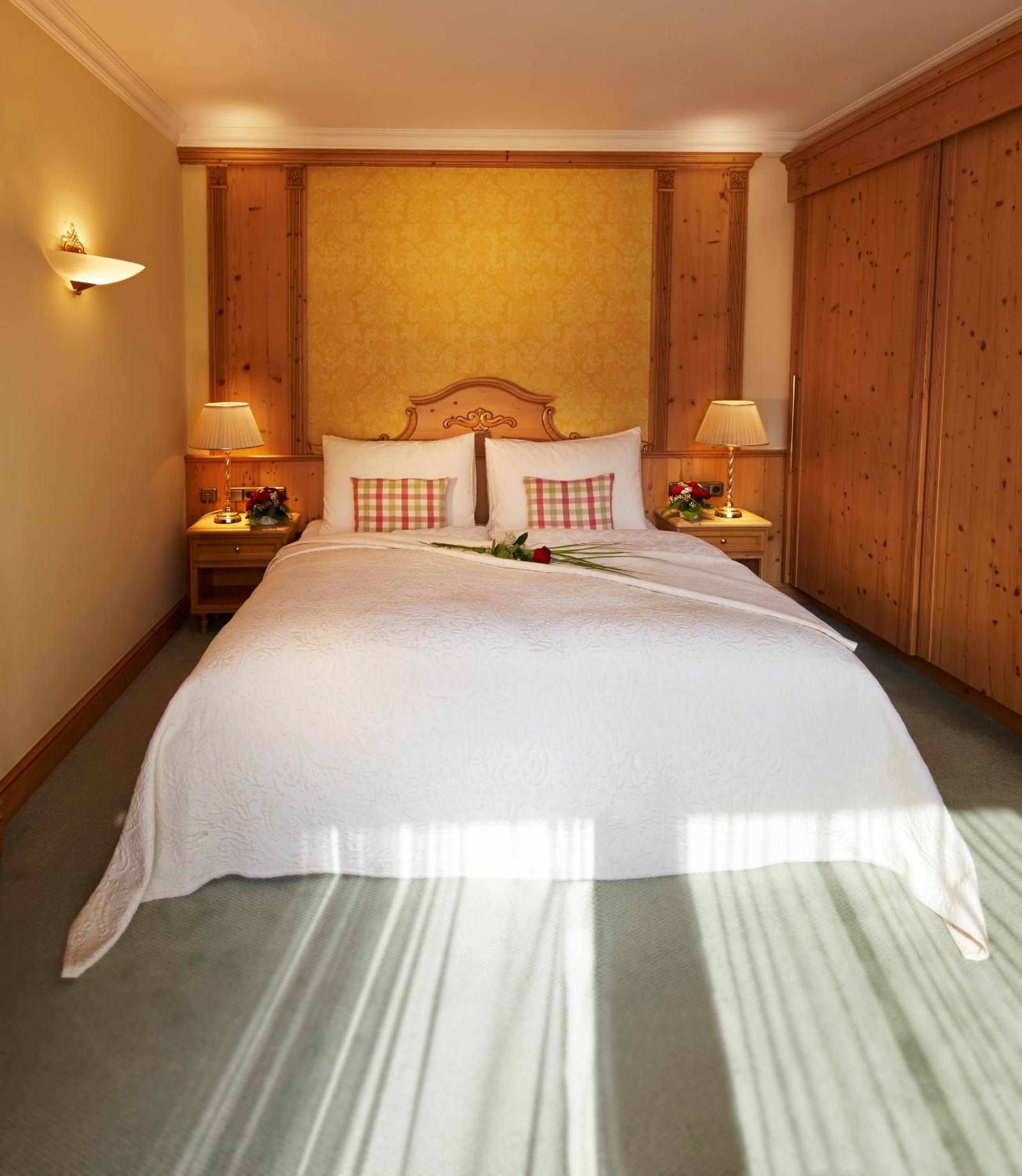One-Bedroom Suite photo 2