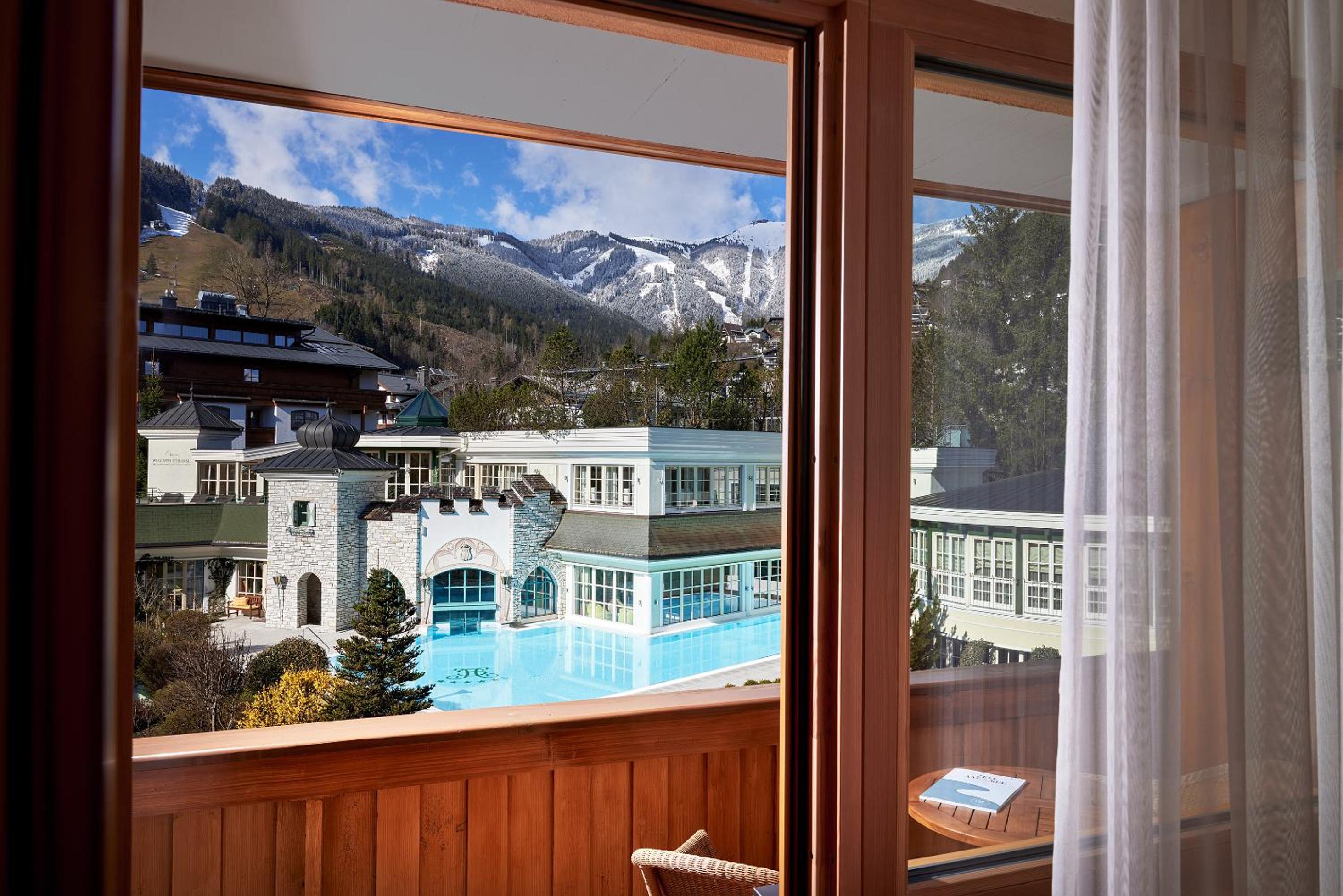 Deluxe Double Room with Garden View photo 3