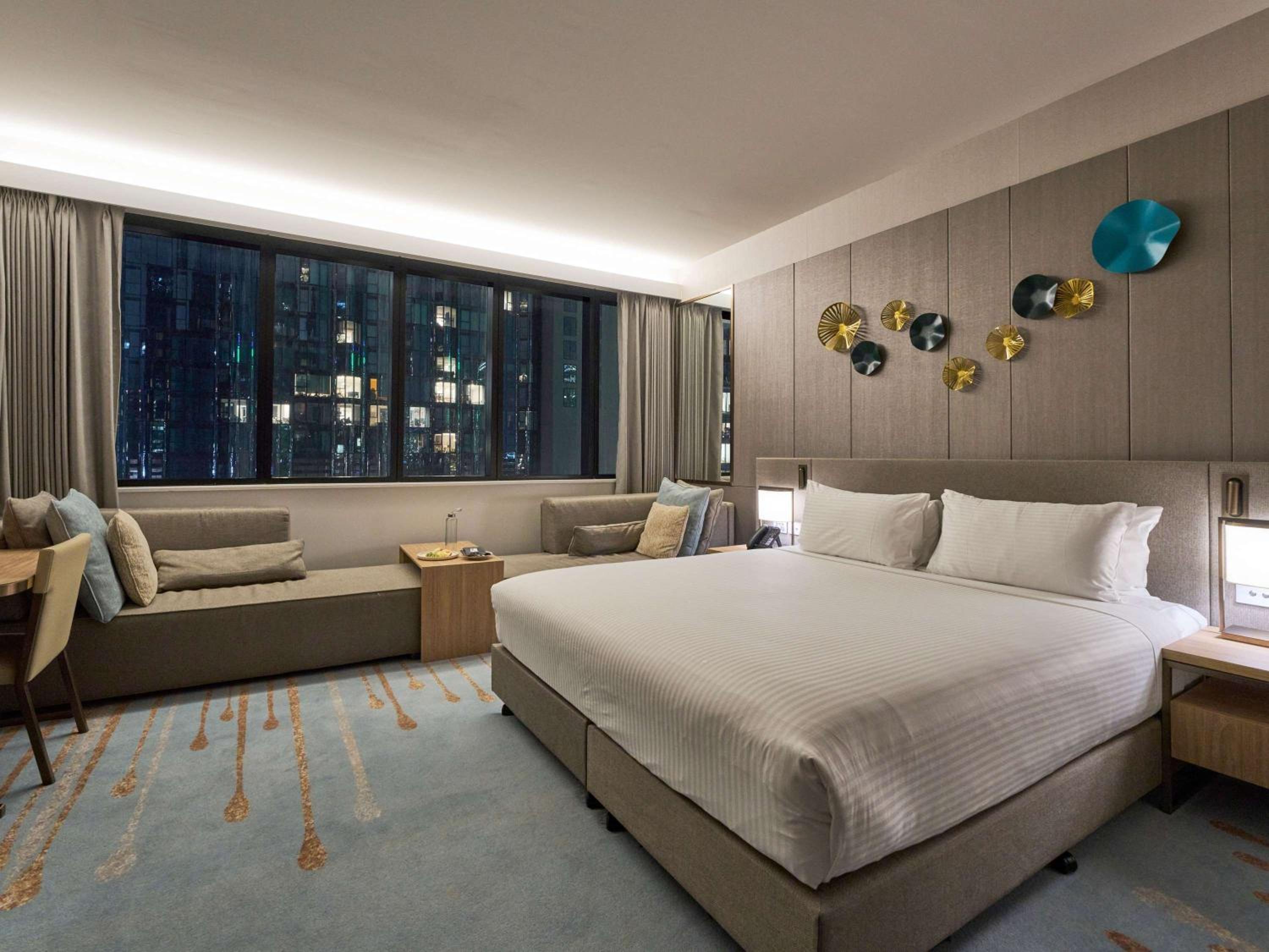 Deluxe King Room