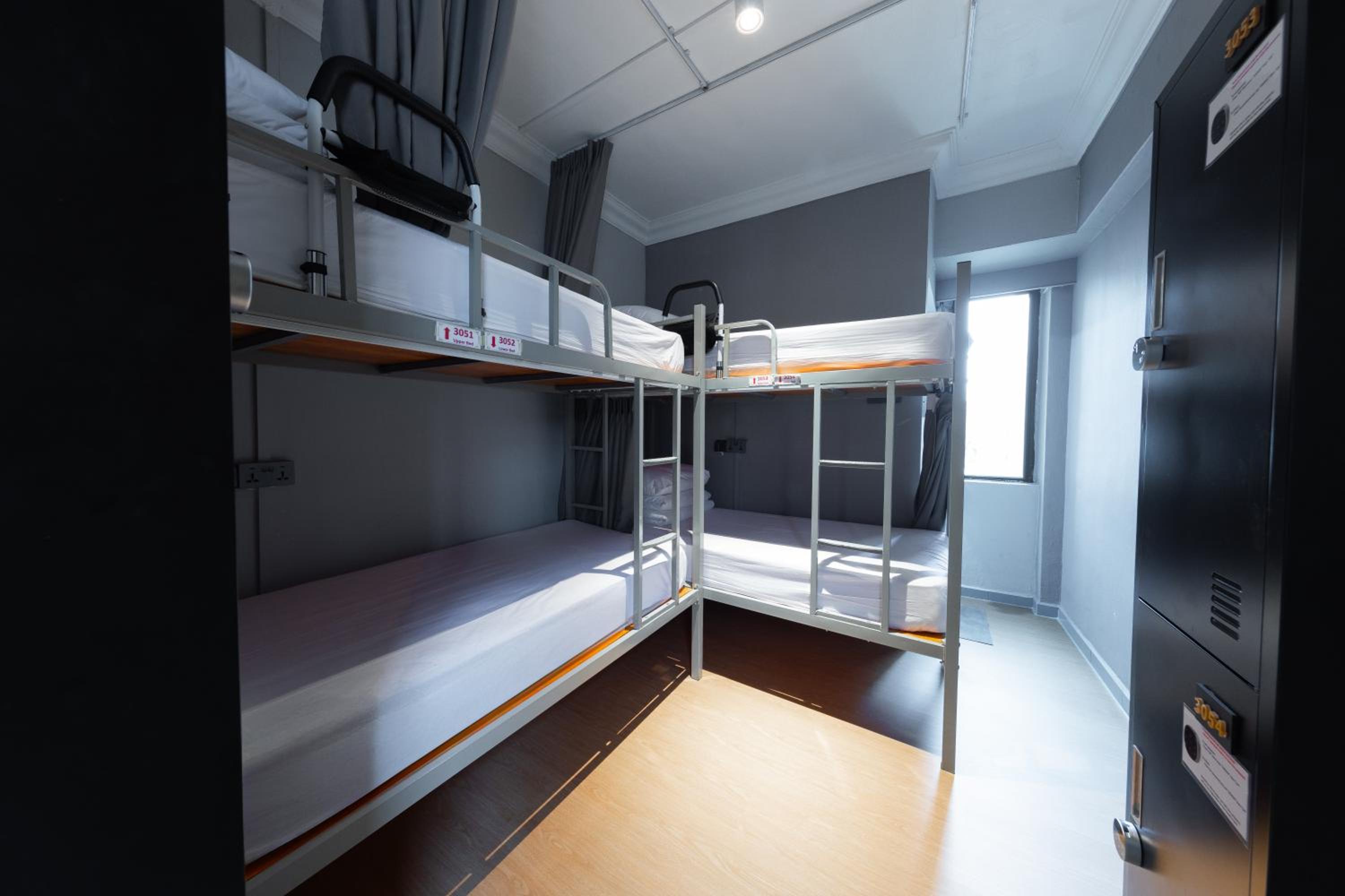 Bed in 4-Bed Mixed Dorm (In room Bathroom) photo 1