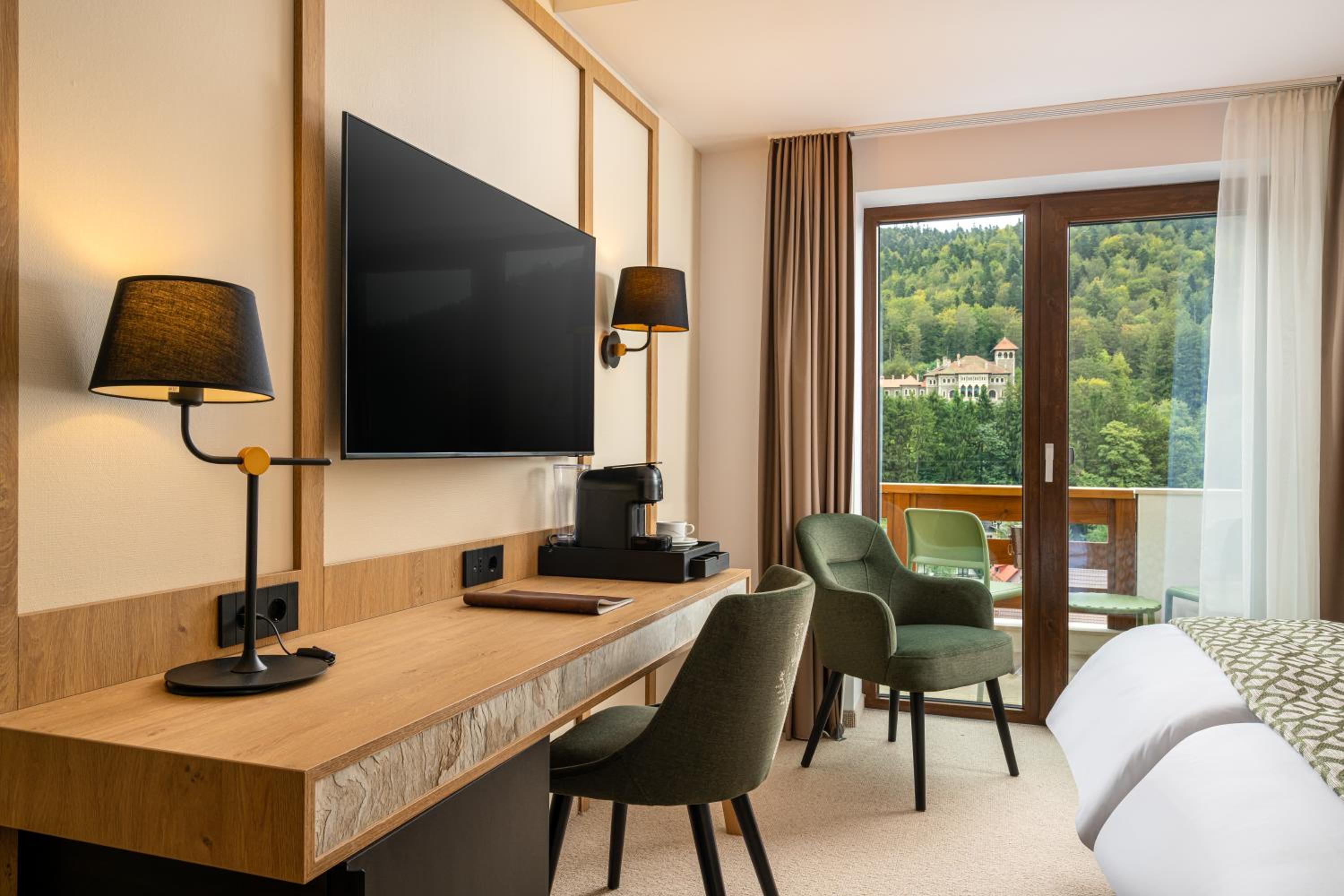 Double Room with Balcony photo 3