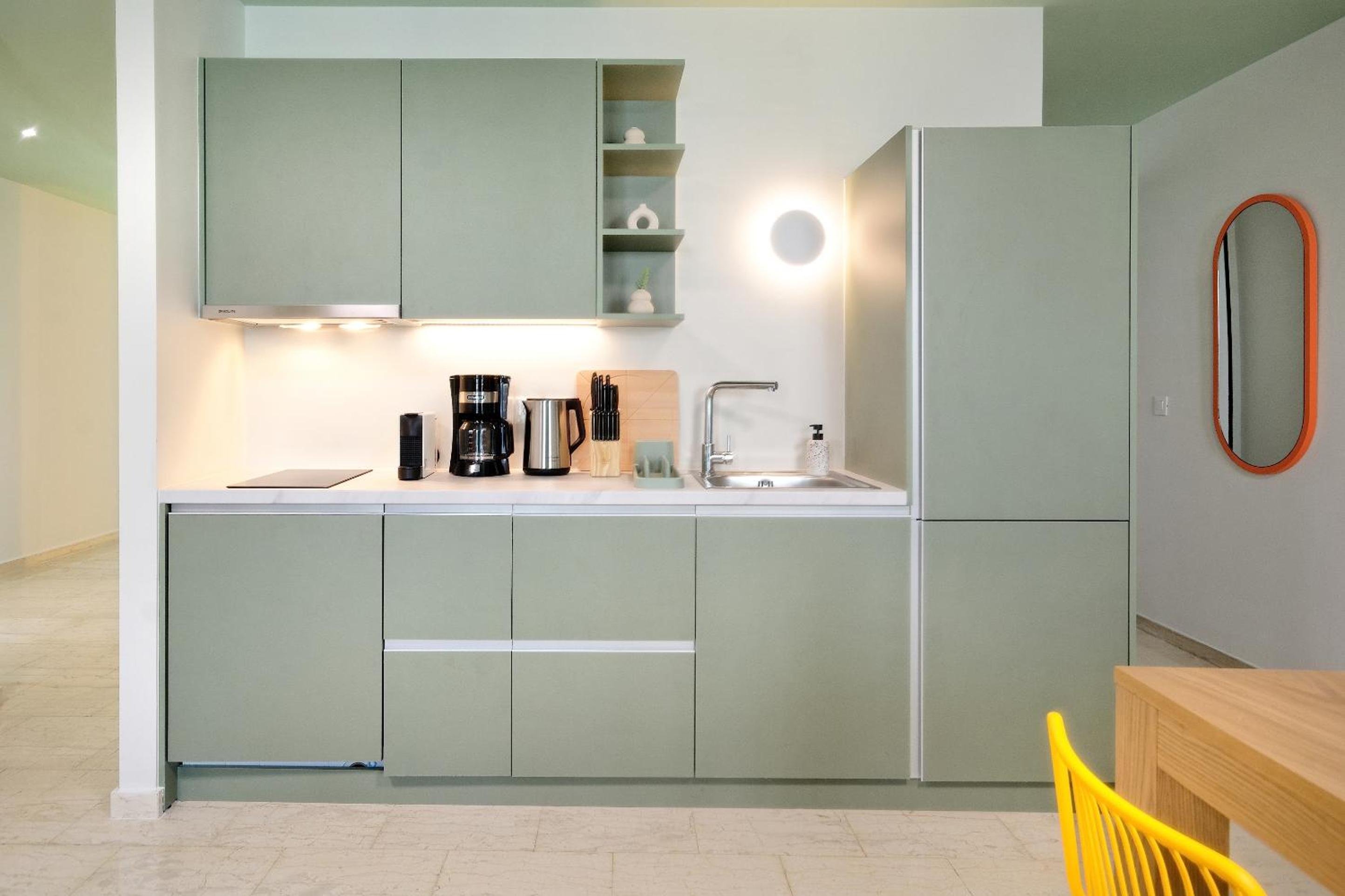 Three-Bedroom Premium Apartment with Balcony photo 3