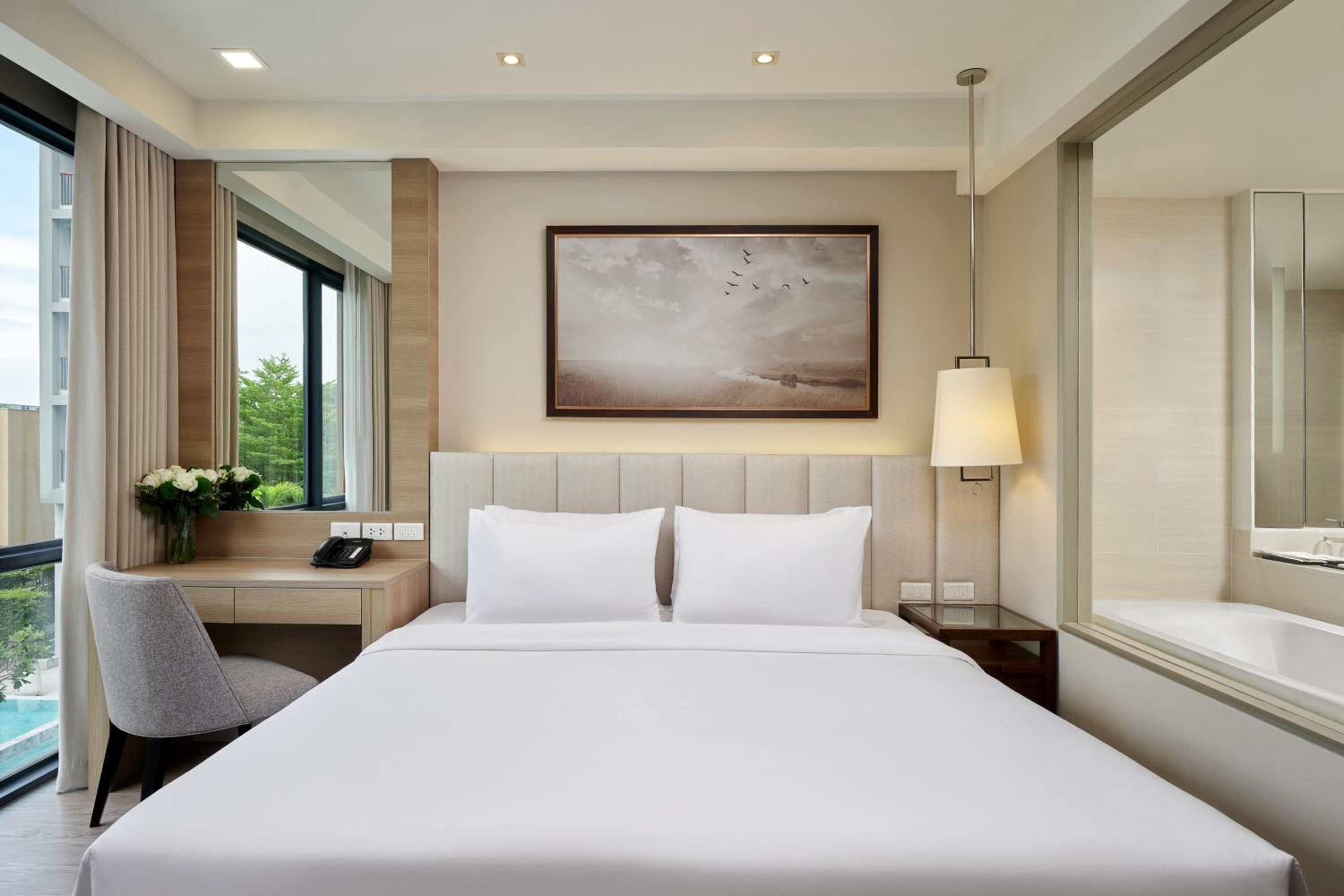 One-Bedroom Suite photo 1