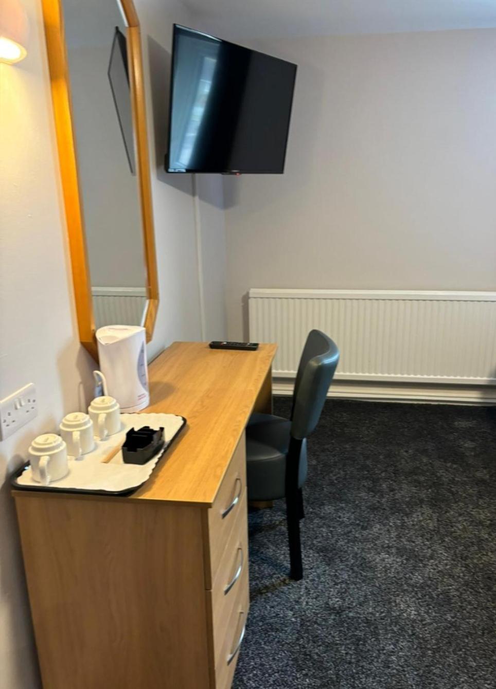 Double Room - Photo 4