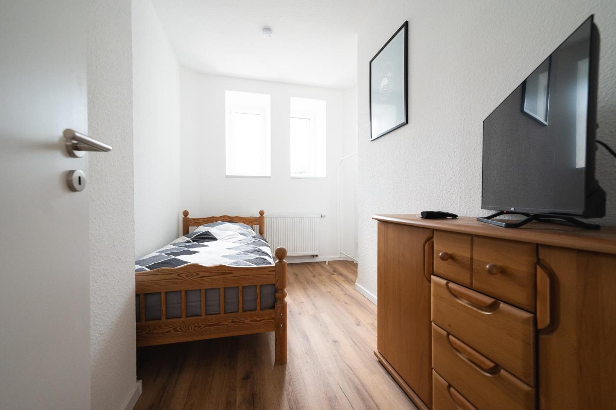 One-Bedroom Apartment photo 3