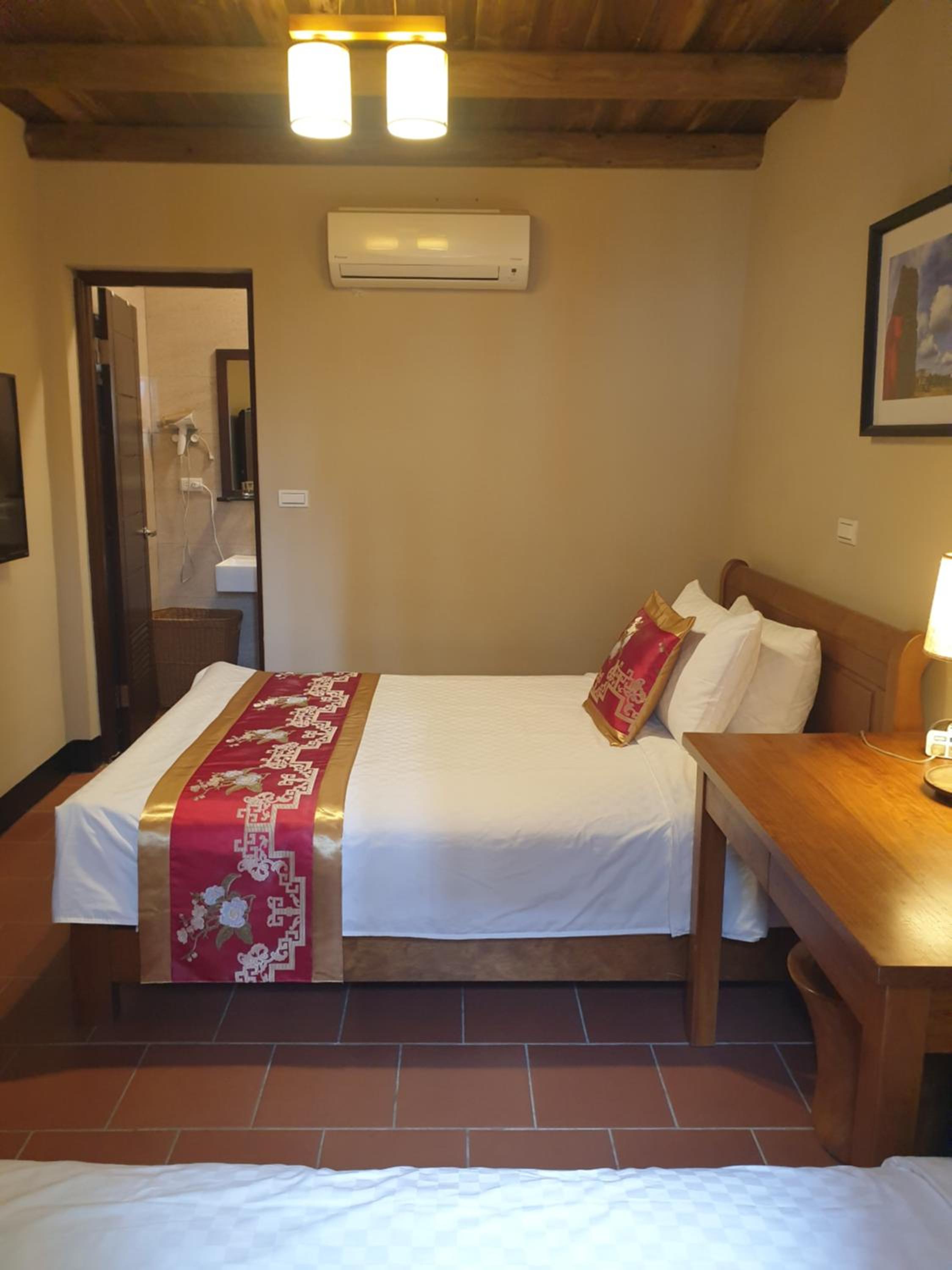 Deluxe Twin Room photo 2