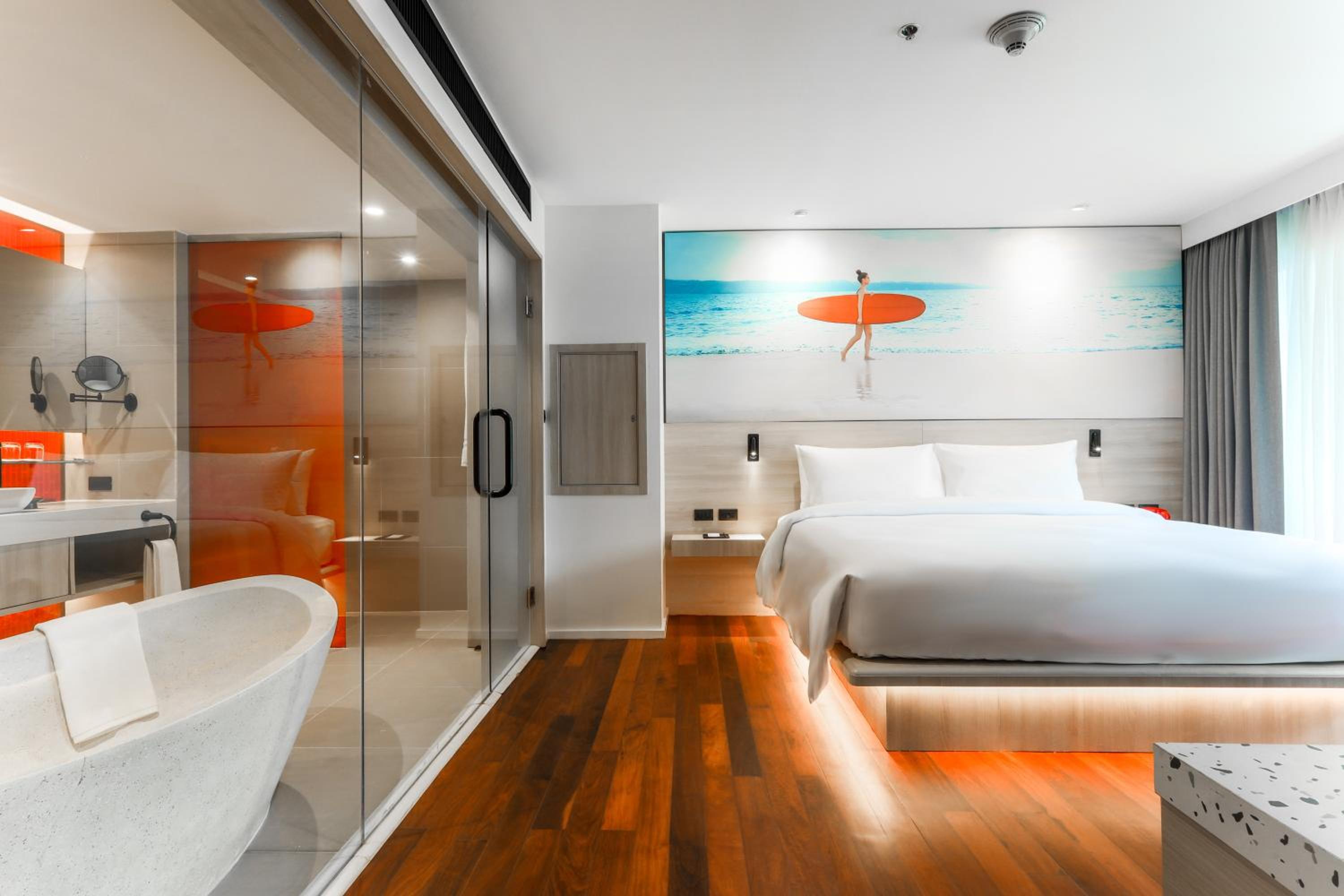 One-Bedroom Suite - Photo 1