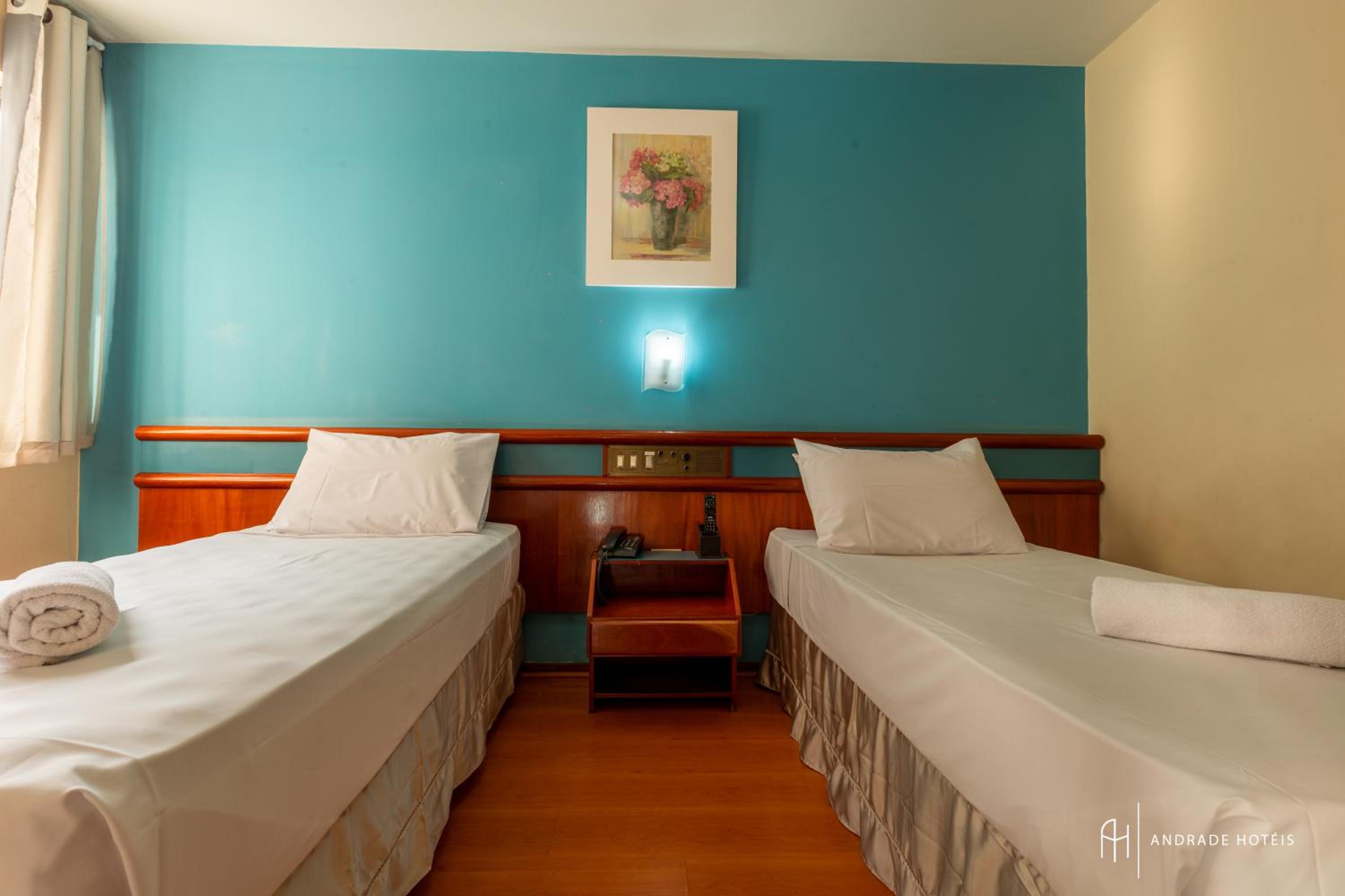 Twin Room - Photo 2