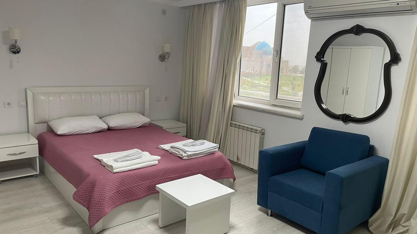 One-Bedroom Suite photo 1