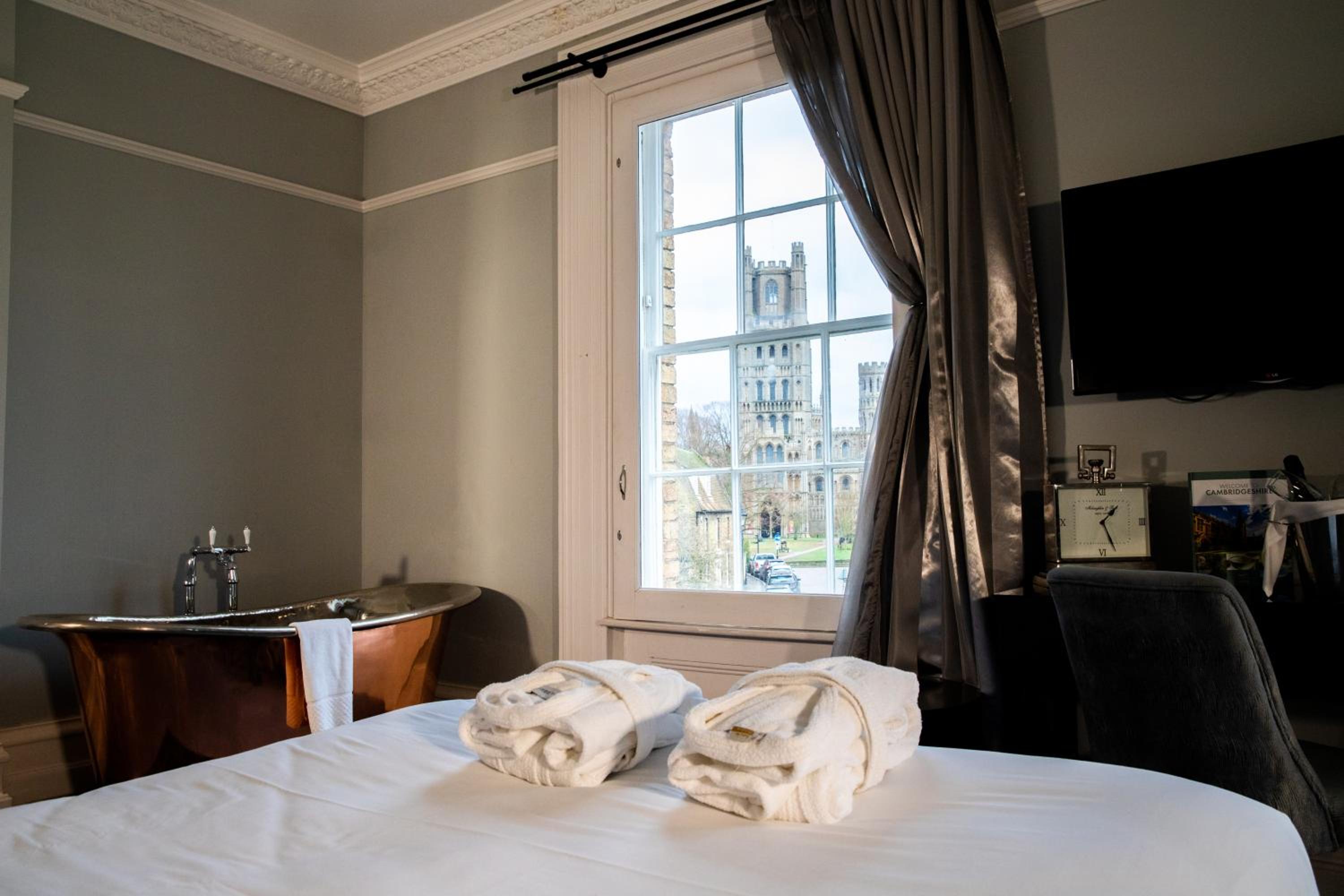 Superior Double Room photo 2