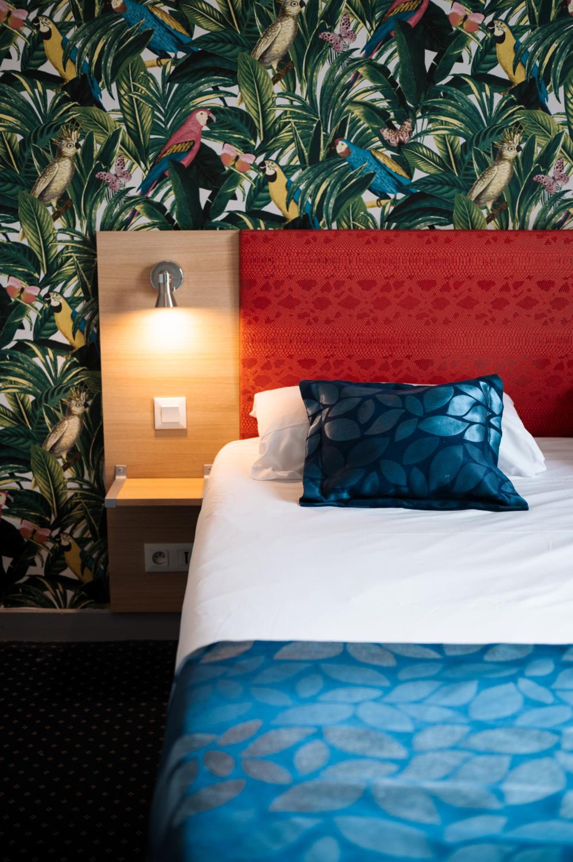 Standard Double Room - Photo 9