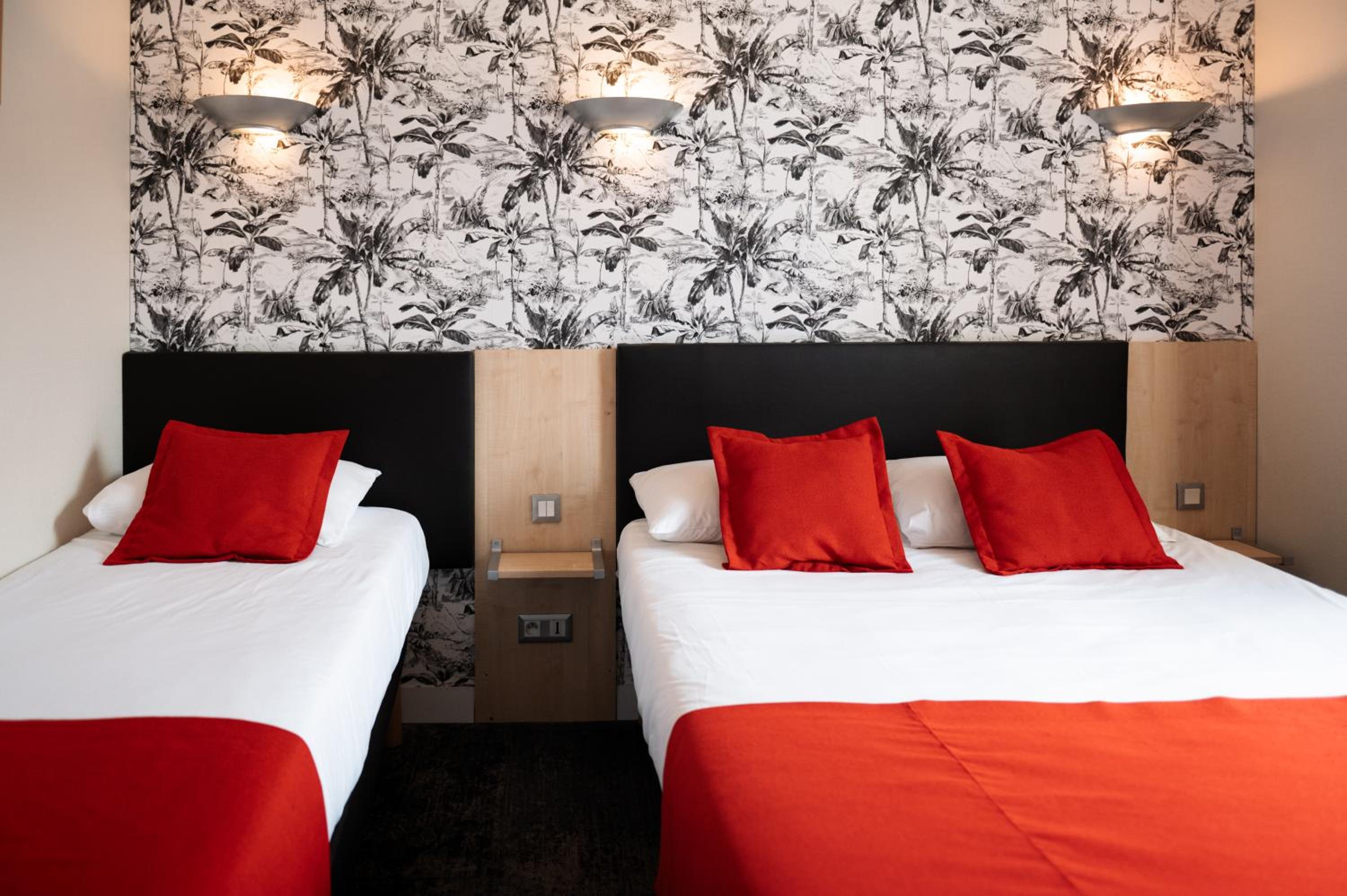 Triple Room - Photo 11
