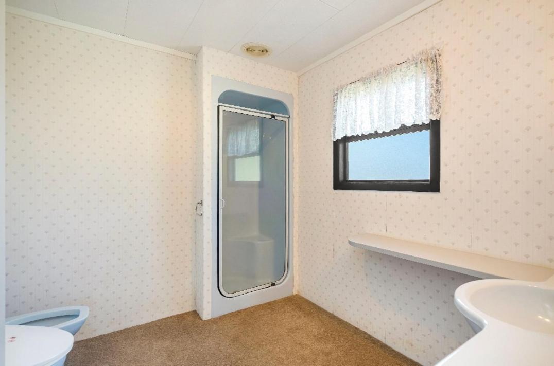 Family Room With Private Bathroom photo 1