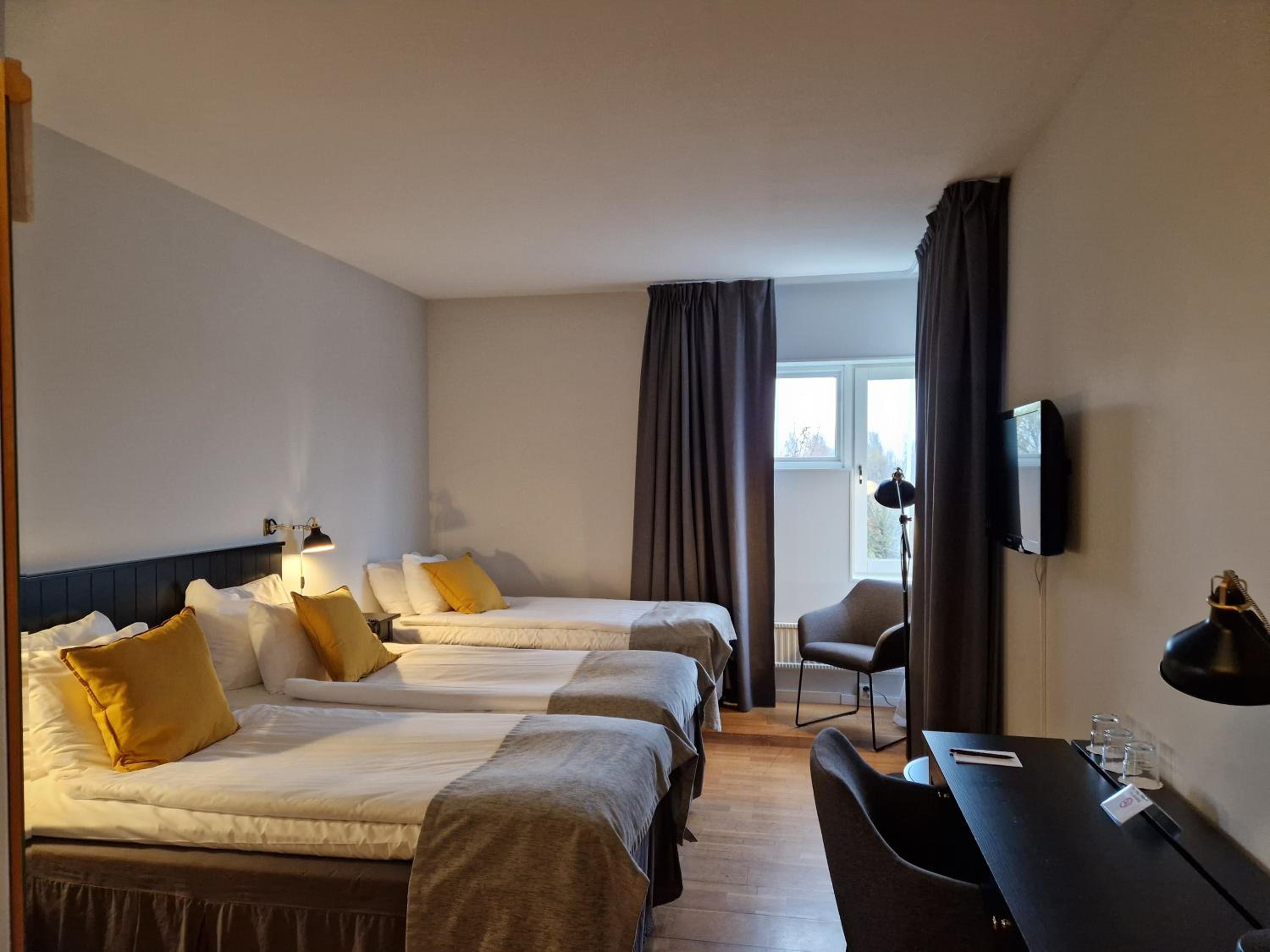Triple Room - Non-Smoking - Photo 1