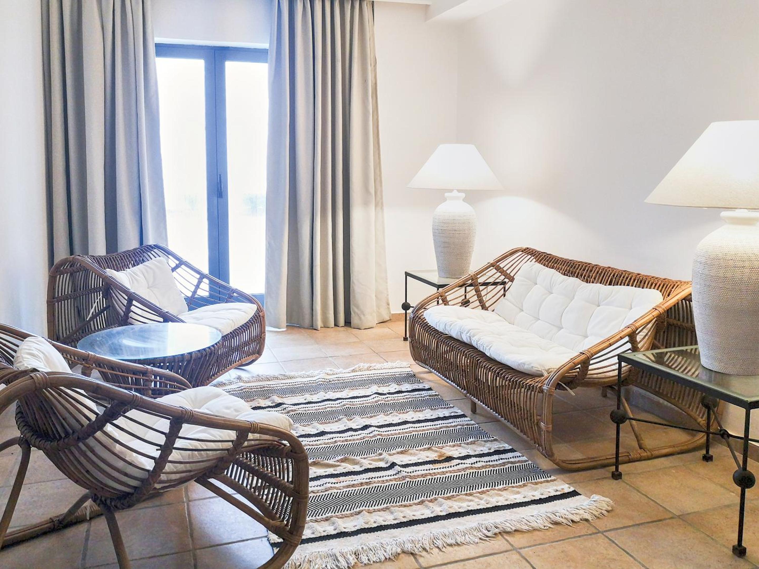 Citta Vecchia Apartment by the Pool