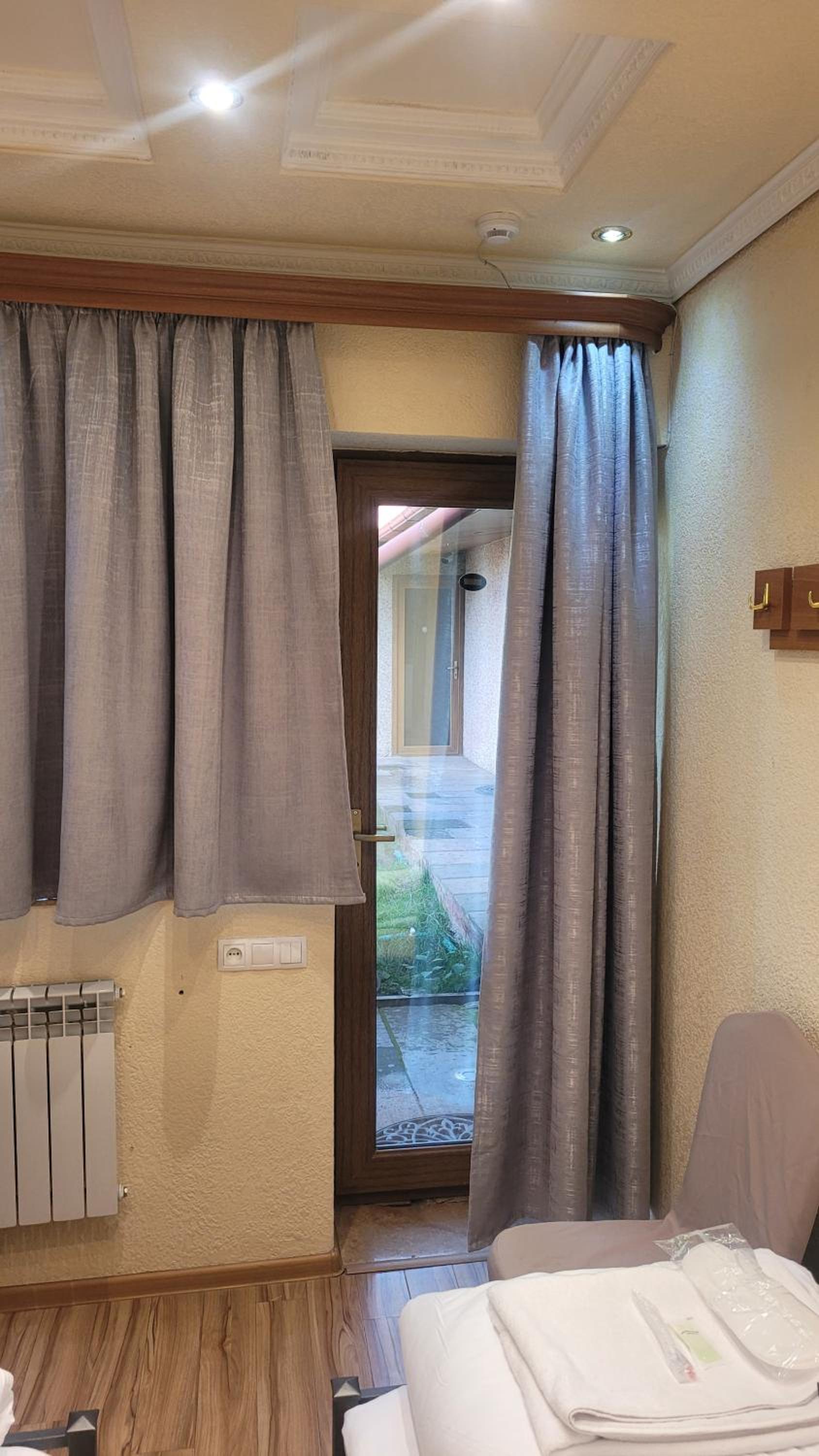 Twin Room With Shared Bathroom