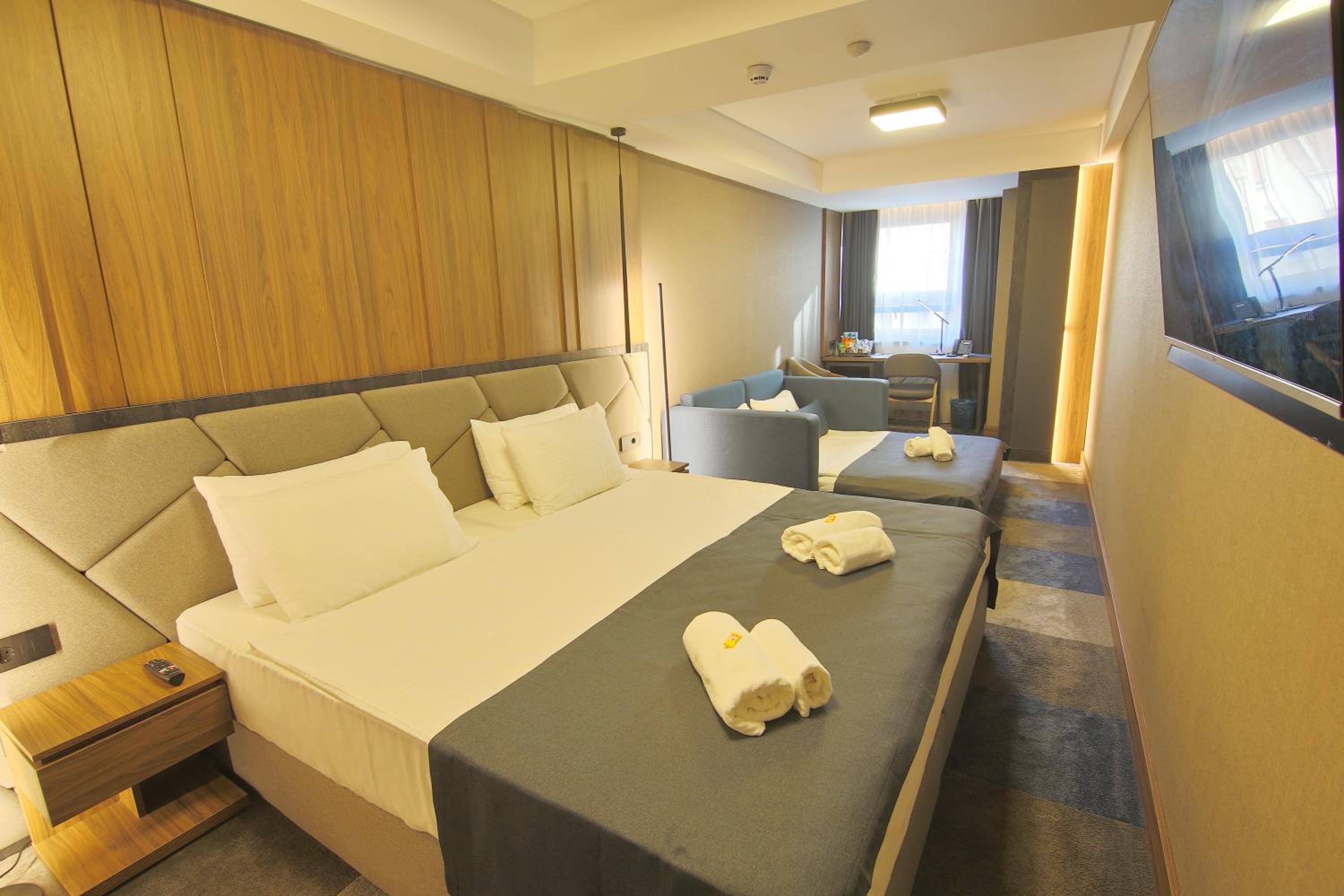 Junior Suite - Photo 1