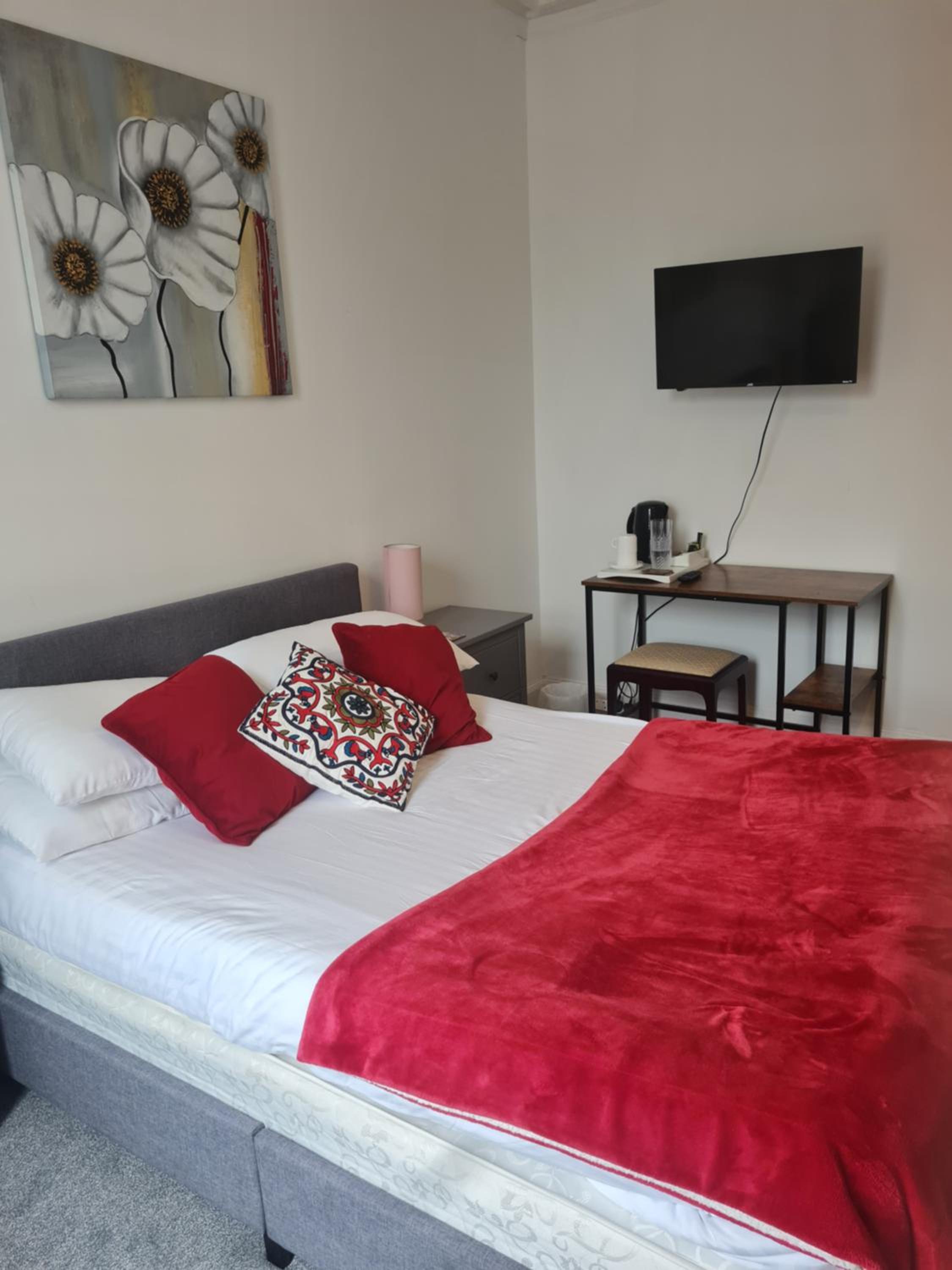 Standard Double Room - Photo 2