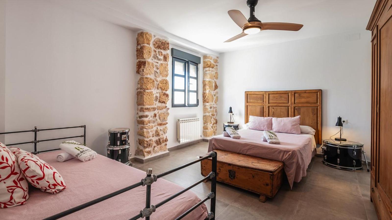 Casa de cuatro habitaciones