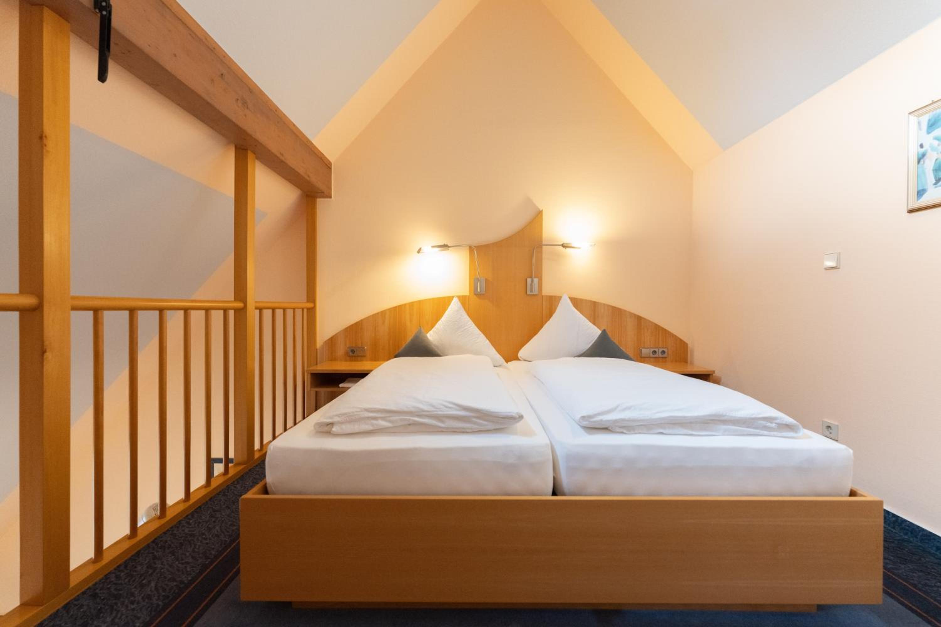 Triple Room - Photo 10
