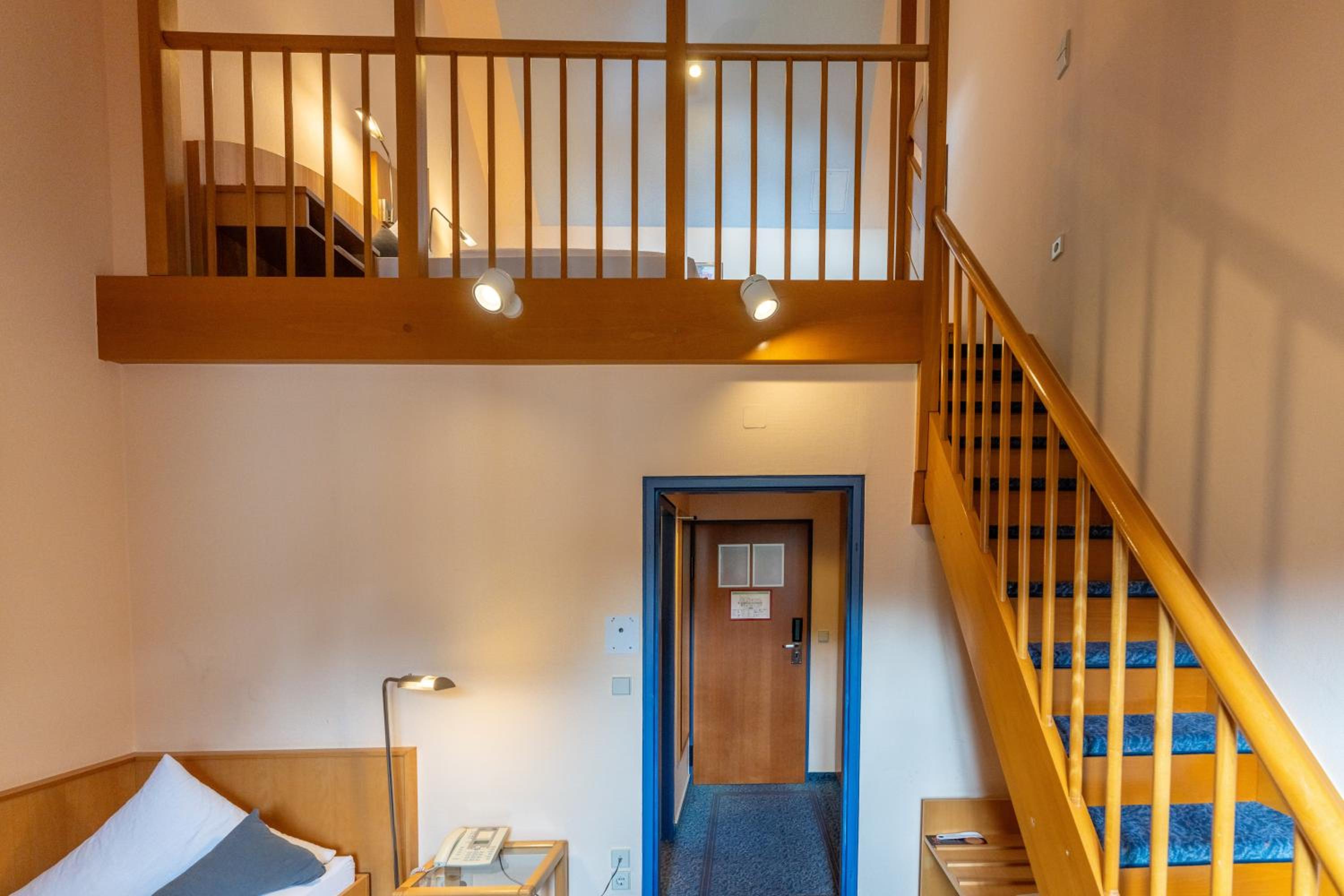 Triple Room - Photo 9