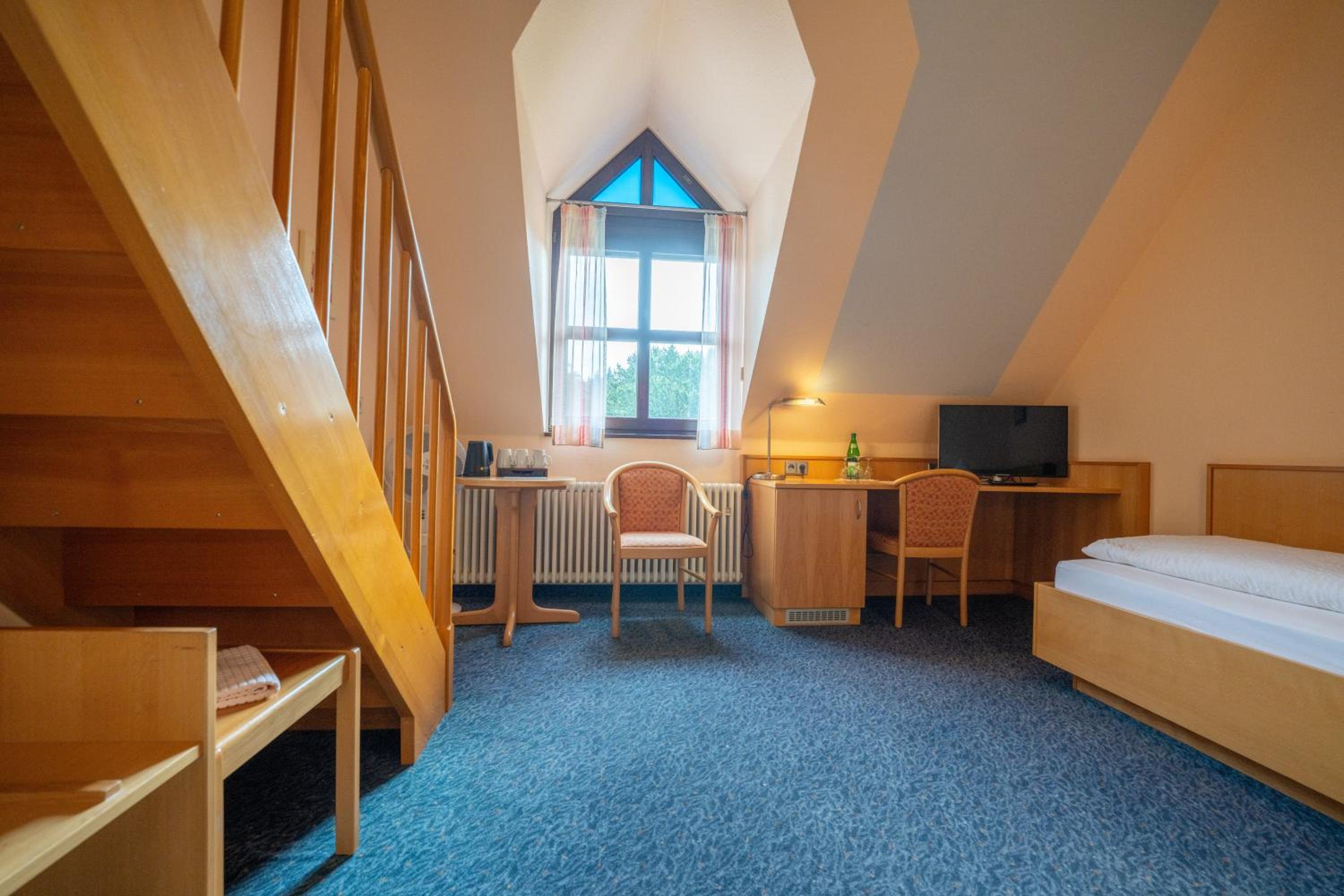 Triple Room - Photo 2