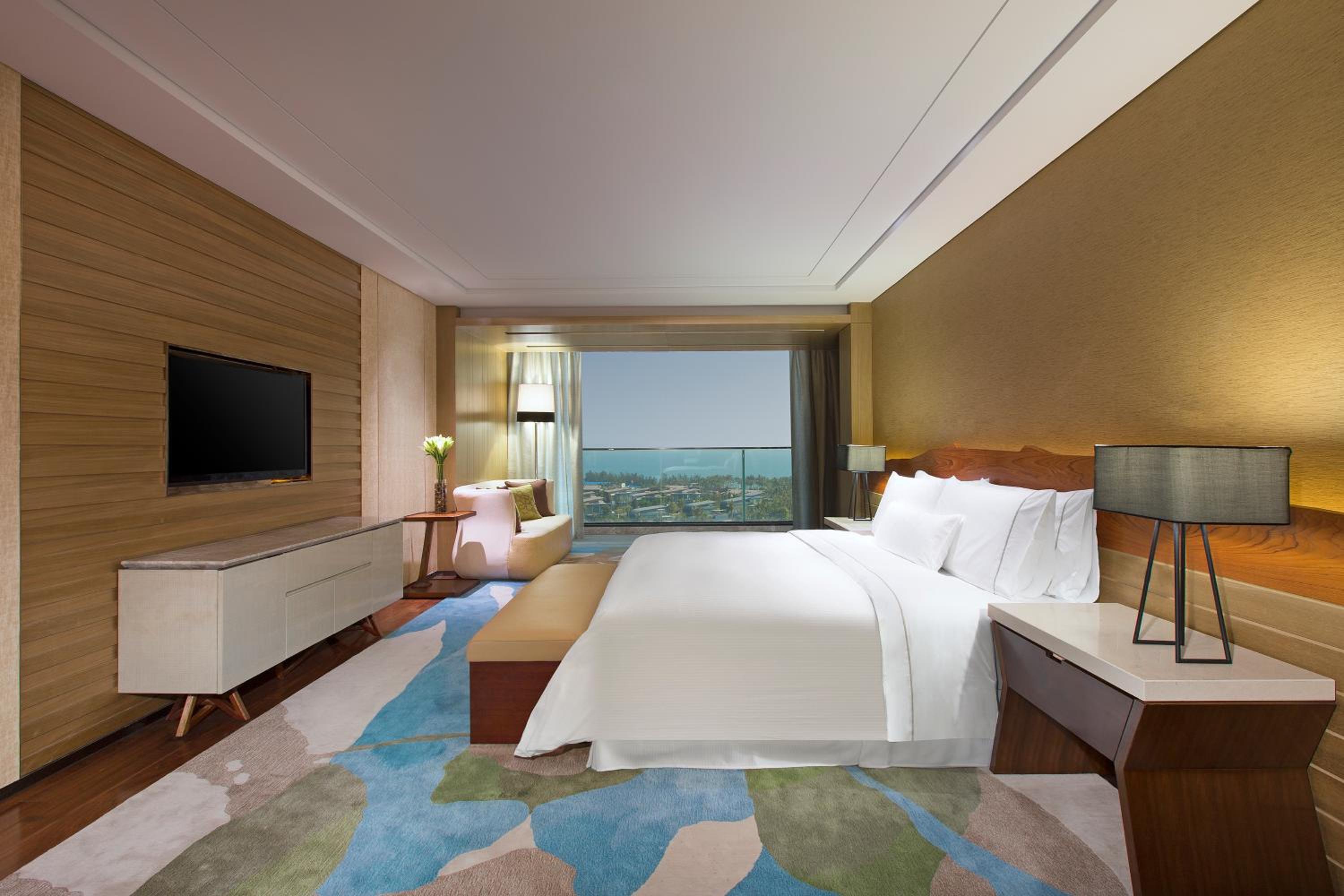 Renewal Suite photo 3