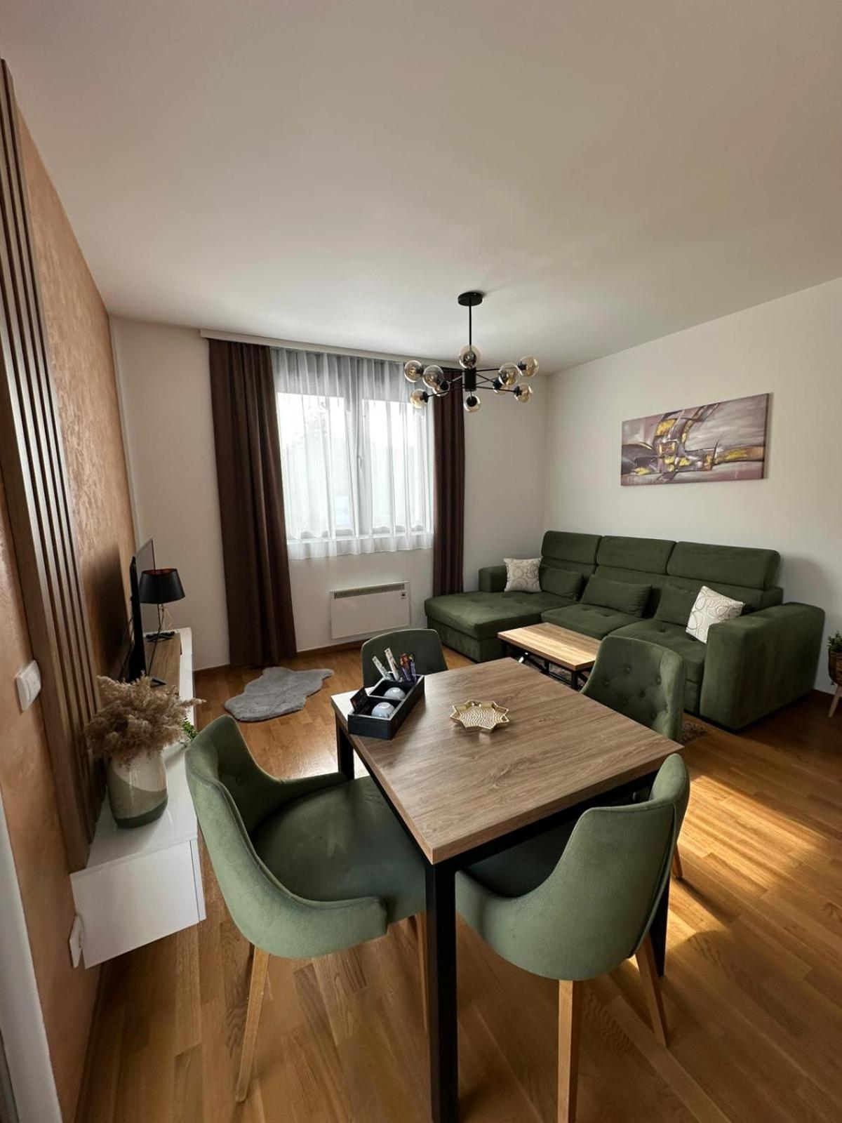 Deluxe Queen Suite - Photo 78