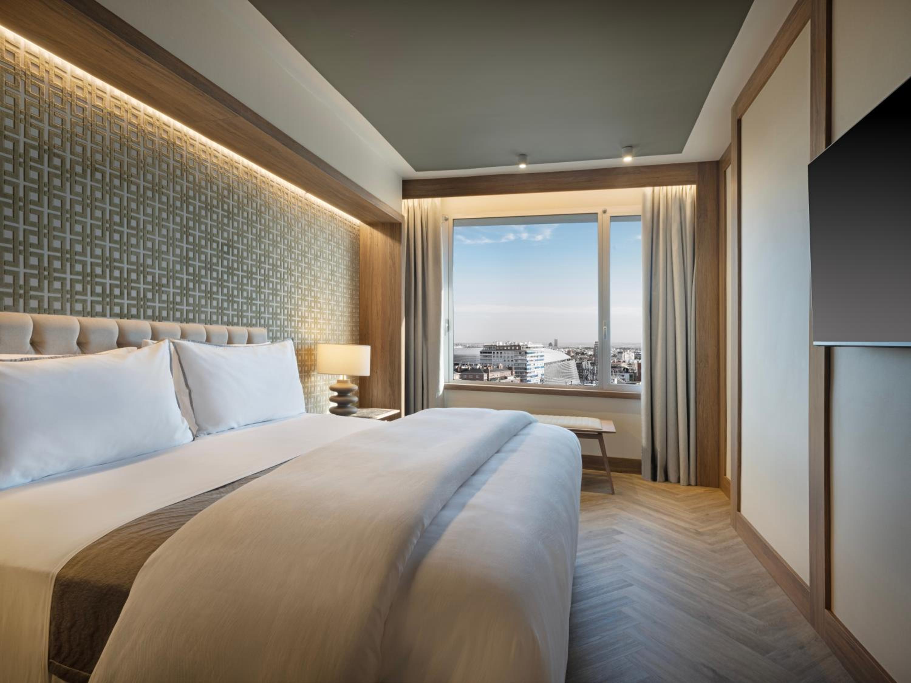 King Suite - Photo 16