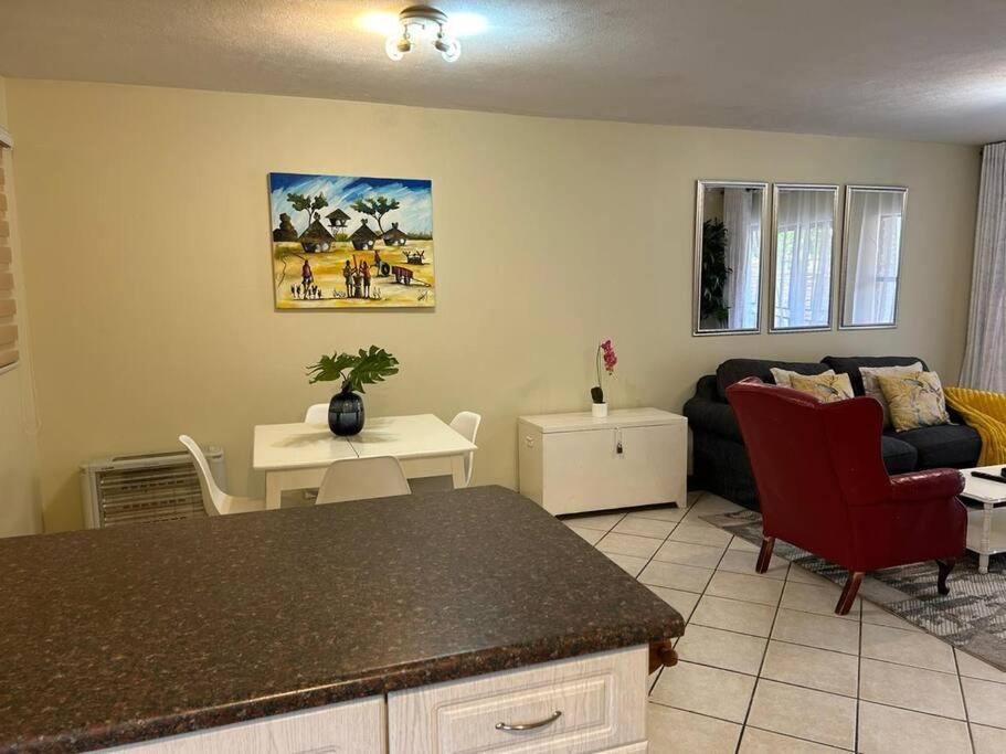Two-Bedroom Apartment photo 2