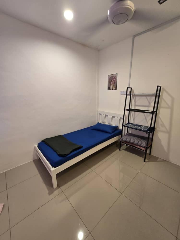 Two-Bedroom House photo 2